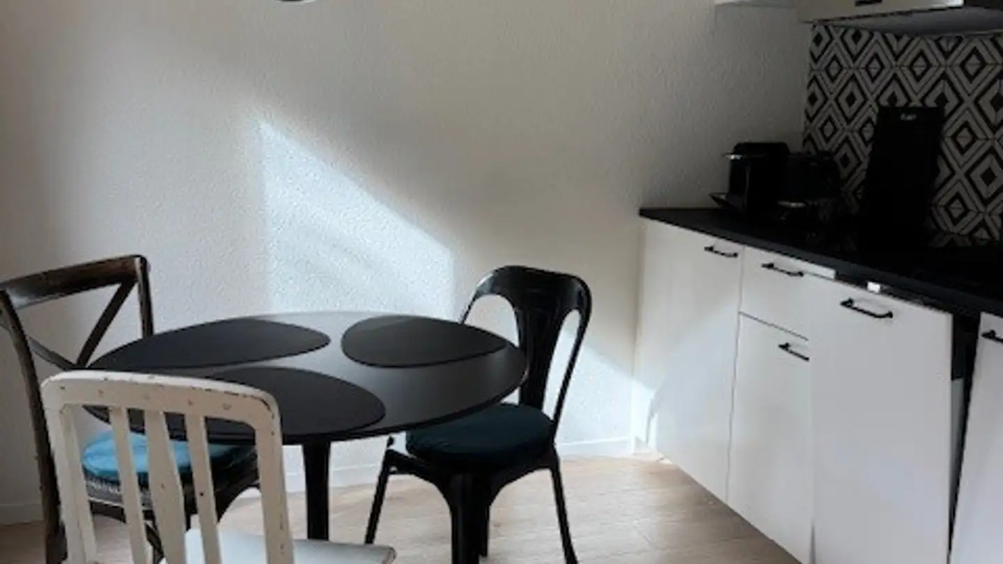 Furnished apartment for rent - Rue Des Moulins, 2000 Neuchâtel - Photo 2