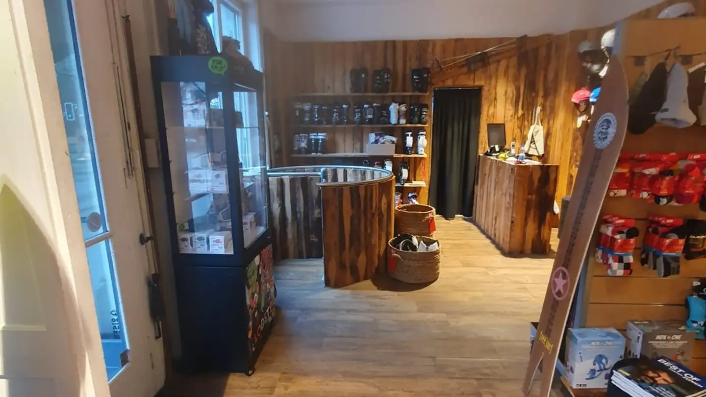 Gewerbe mieten - Forchstrasse 232, 8032 Zürich - Foto 2