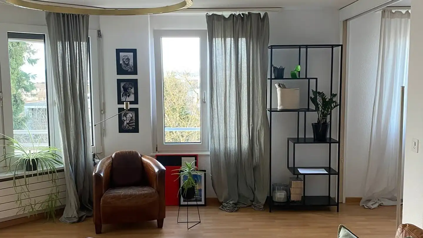 Möblierte Wohnung mieten - Neuheimstrasse 34a, 8853 Lachen SZ