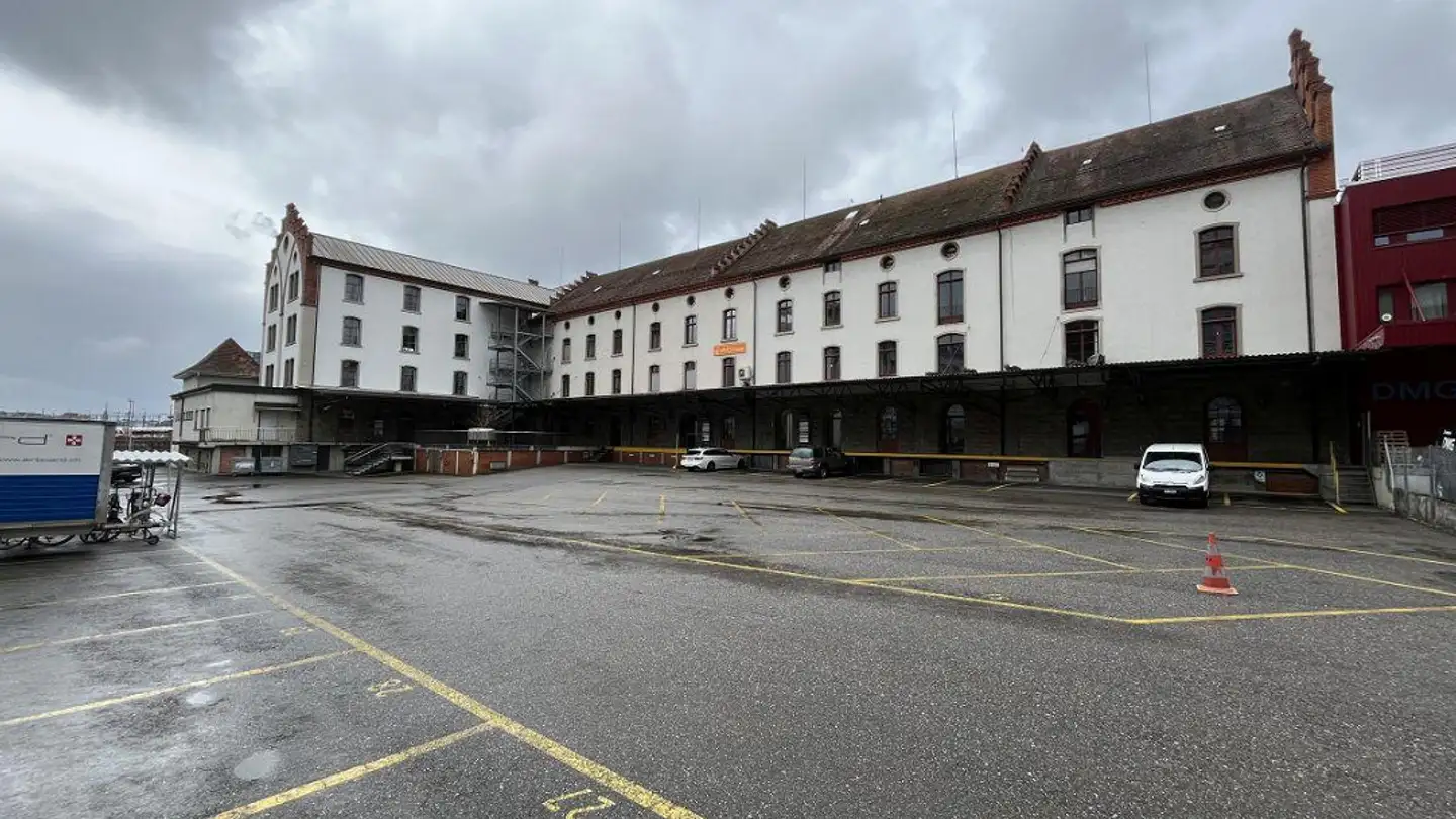 Commerciale in affitto - Untermüli 3, 6300 Zug
