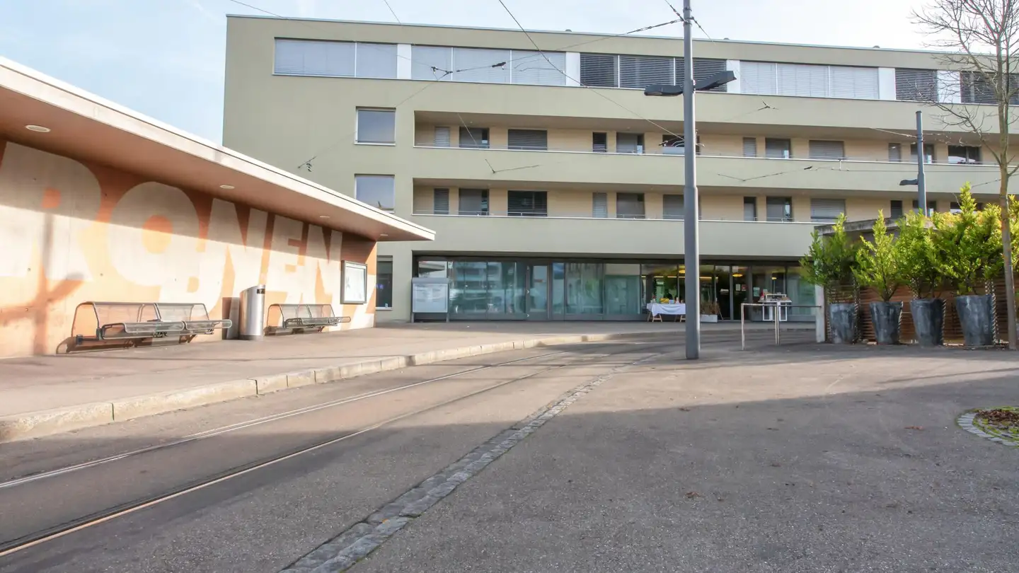 Appartement à louer - Hauptstrasse, 4102 Binningen