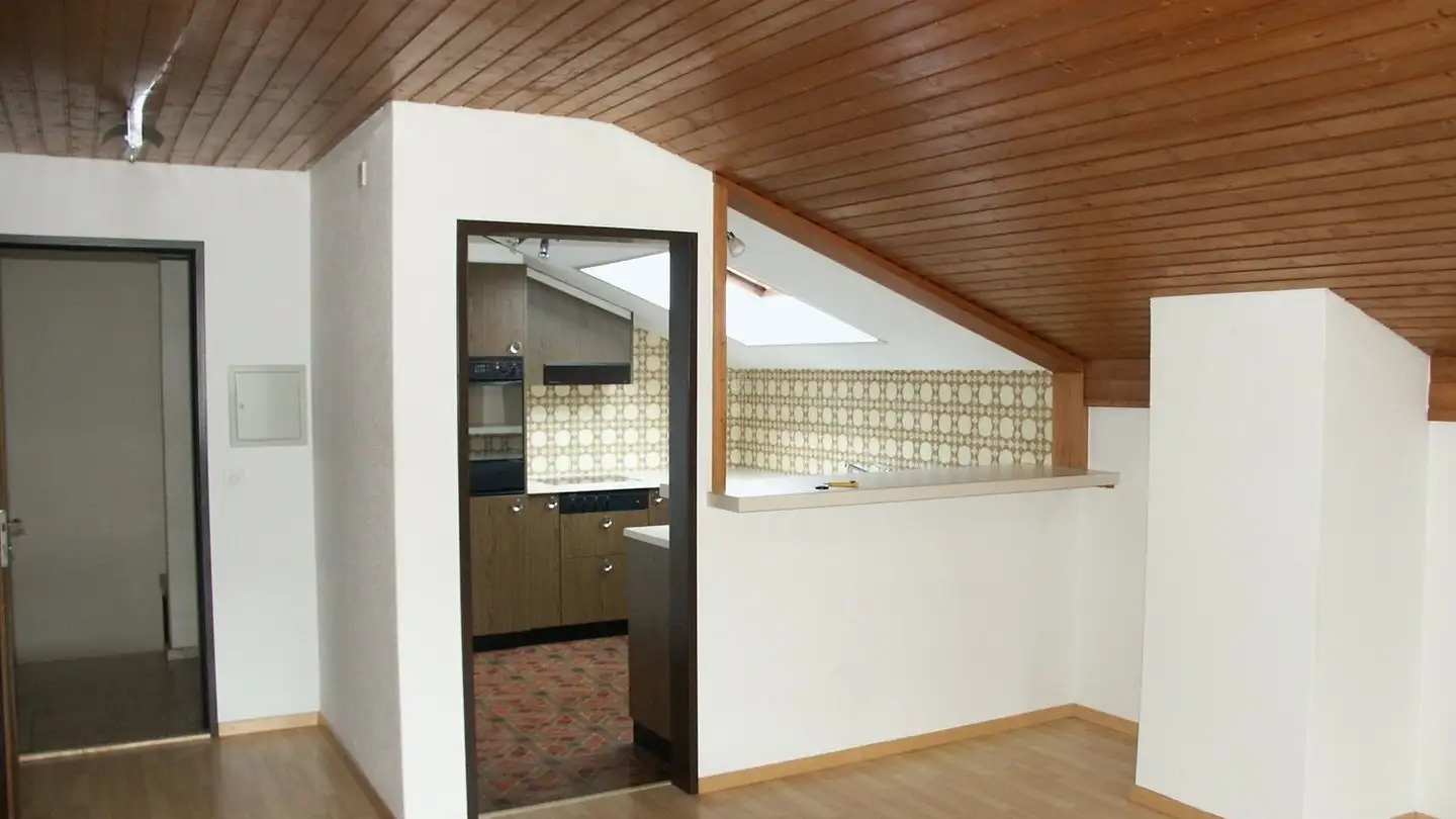 Attique à louer - Landstrasse 95, 5412 Gebenstorf