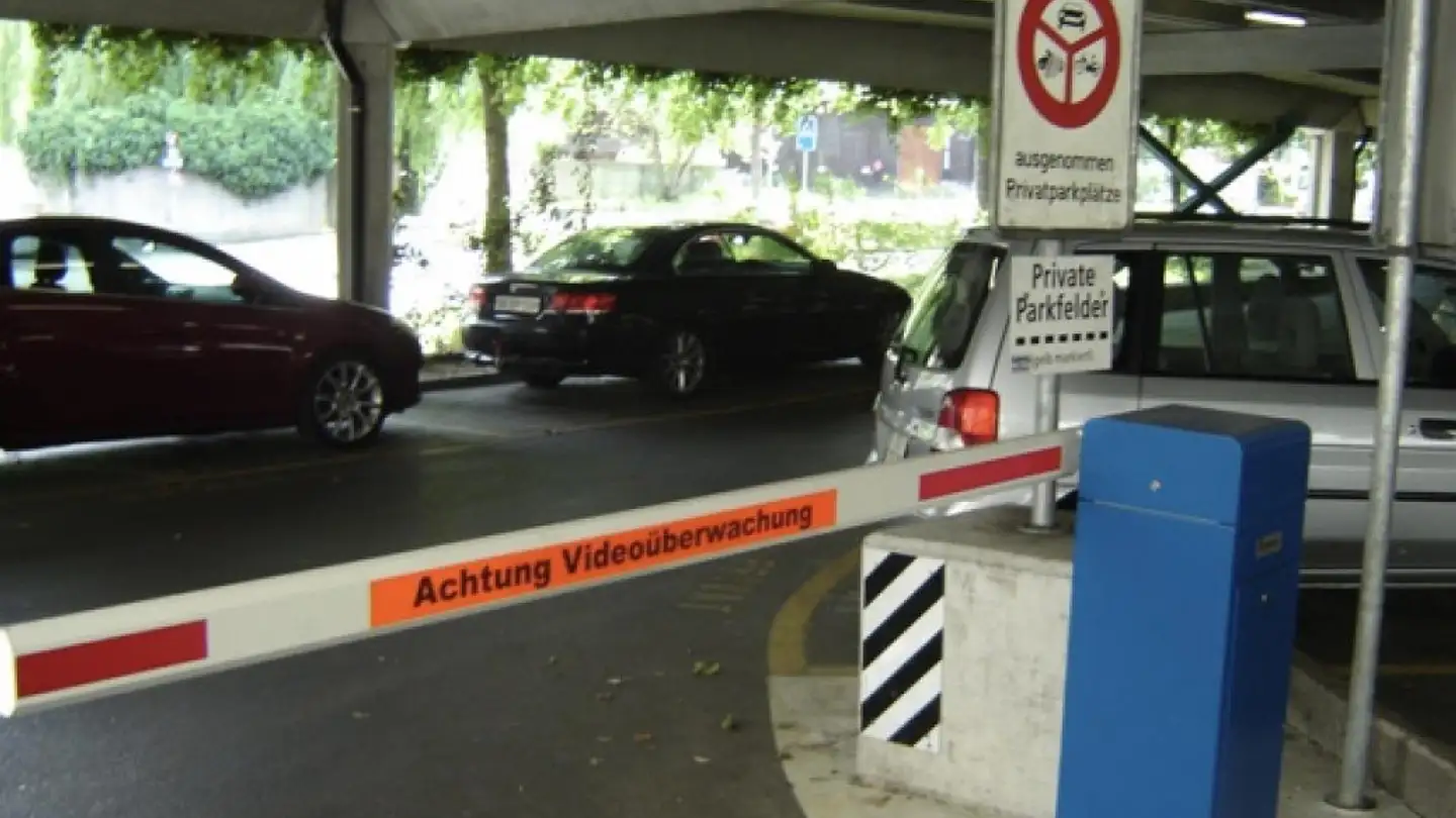 Parcheggio sotterraneo in affitto - Flösserstrasse 7, 5000 Aarau - Photo 3