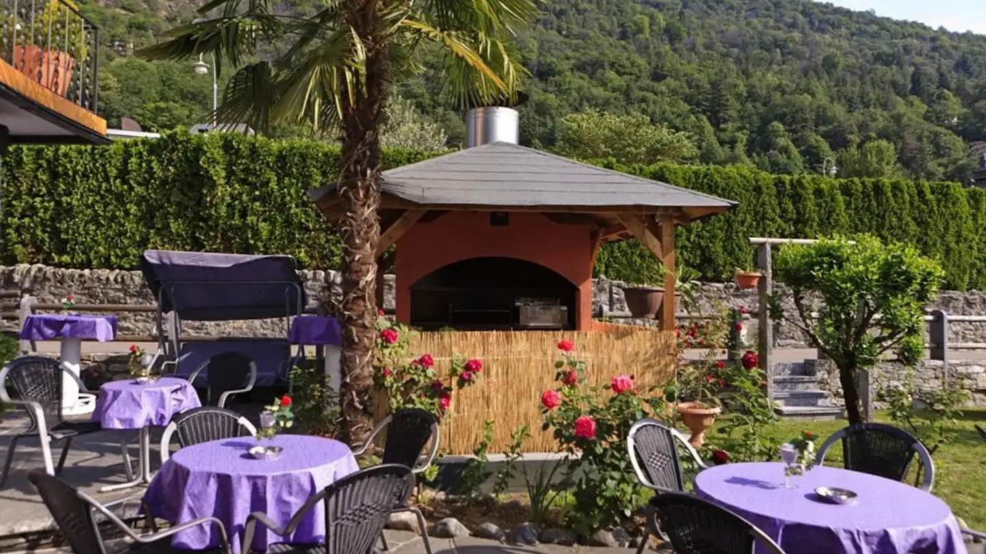 Hotel for sale - Via Stazione 12, 6654 Cavigliano - Photo 2