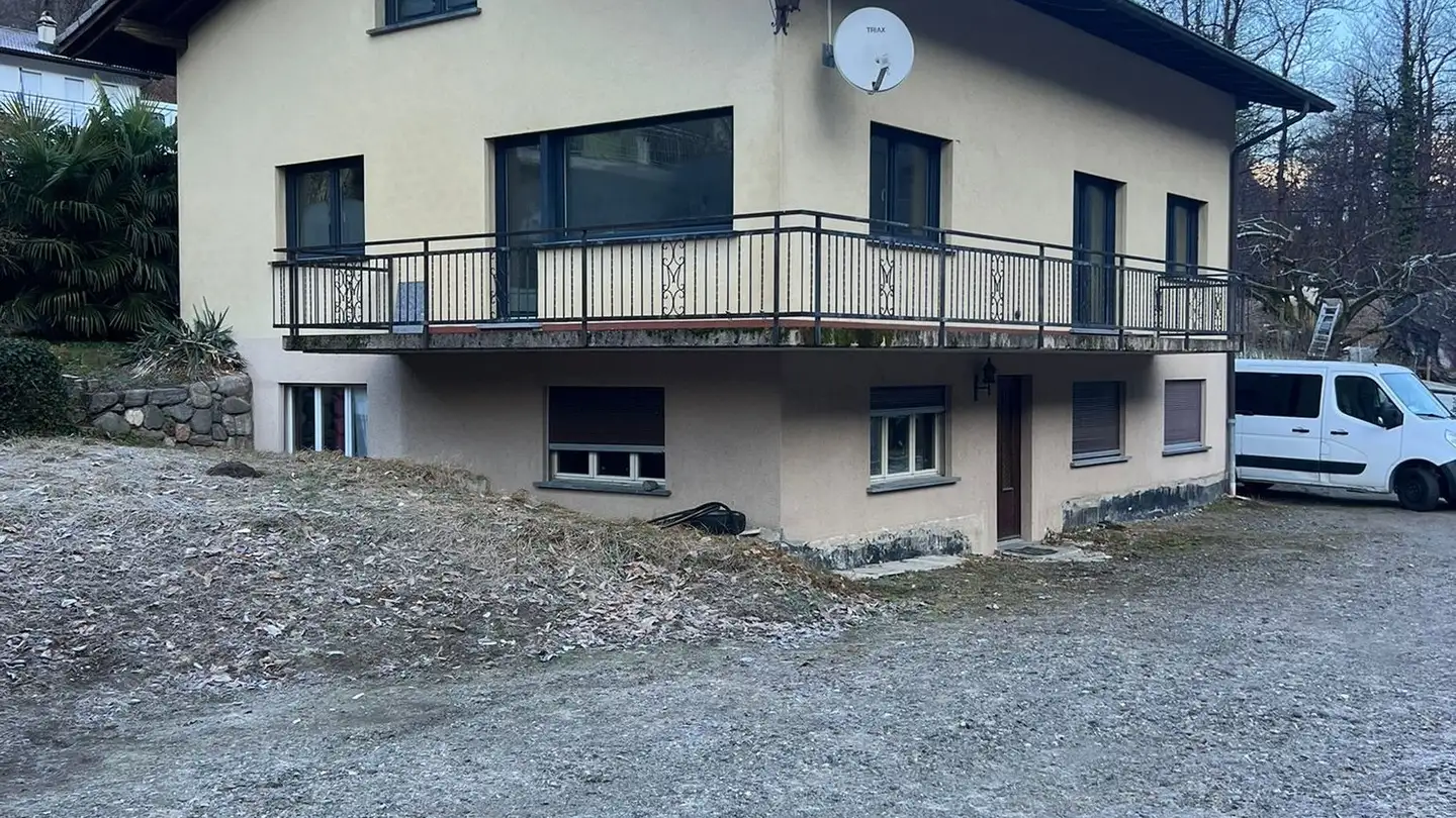 Einfamilienhaus kaufen - Via Ronch De Penagia, 6557 Cama