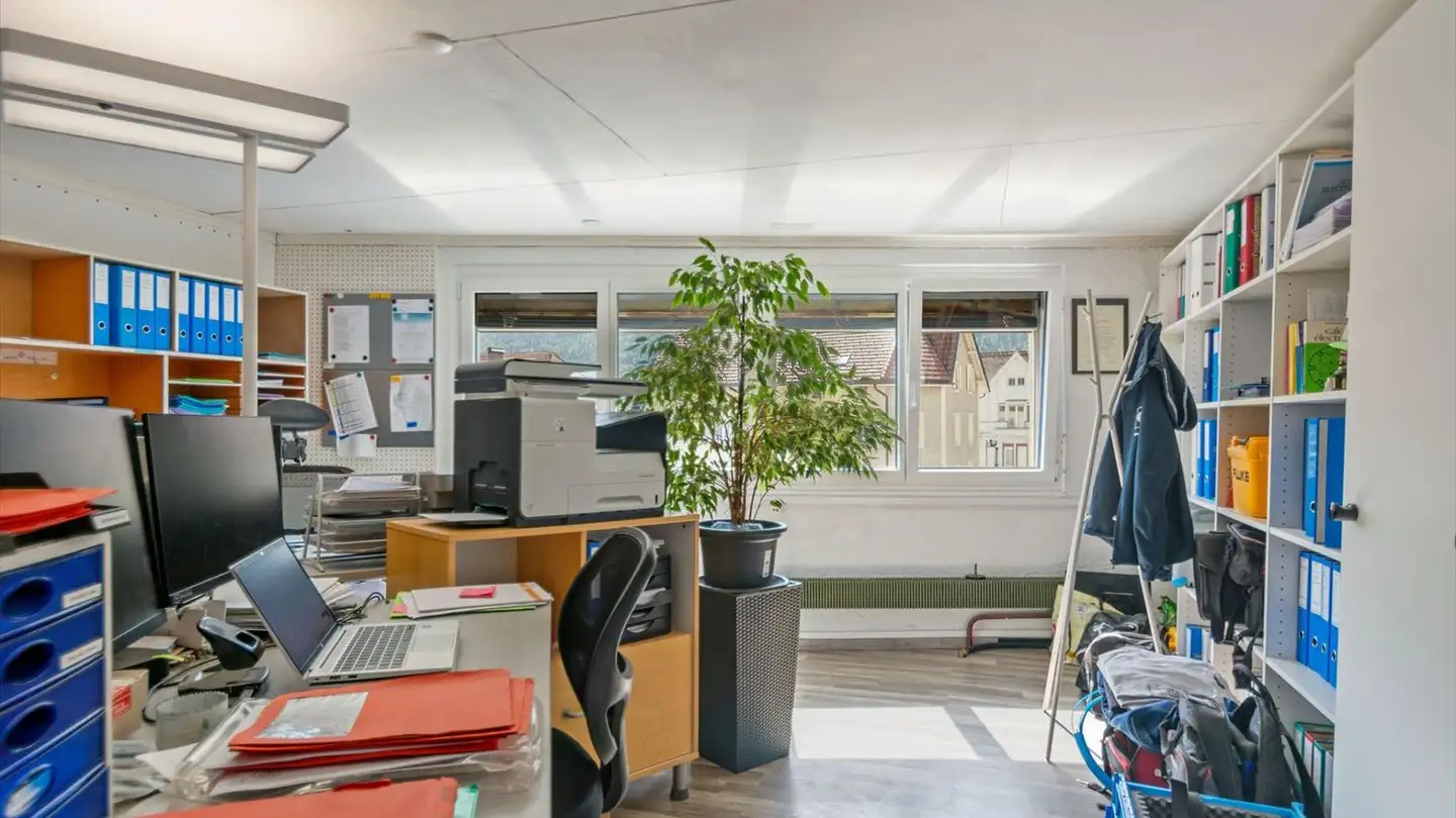 Negozio in affitto - Rue Baptiste-Savoye 60a, 2610 St-Imier - Photo 3