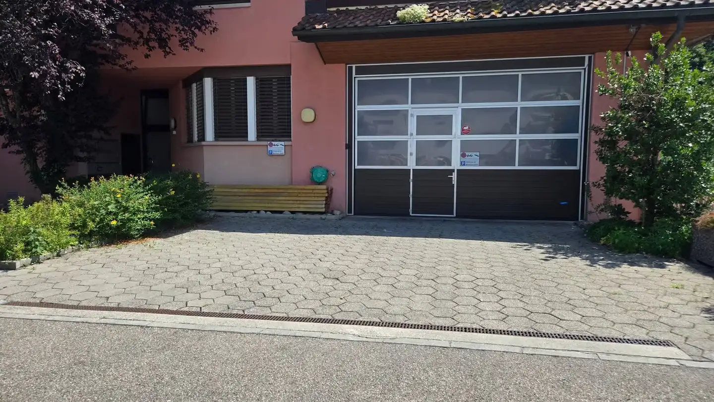 Commercial à louer - Eistrasse 10a, 6102 Malters