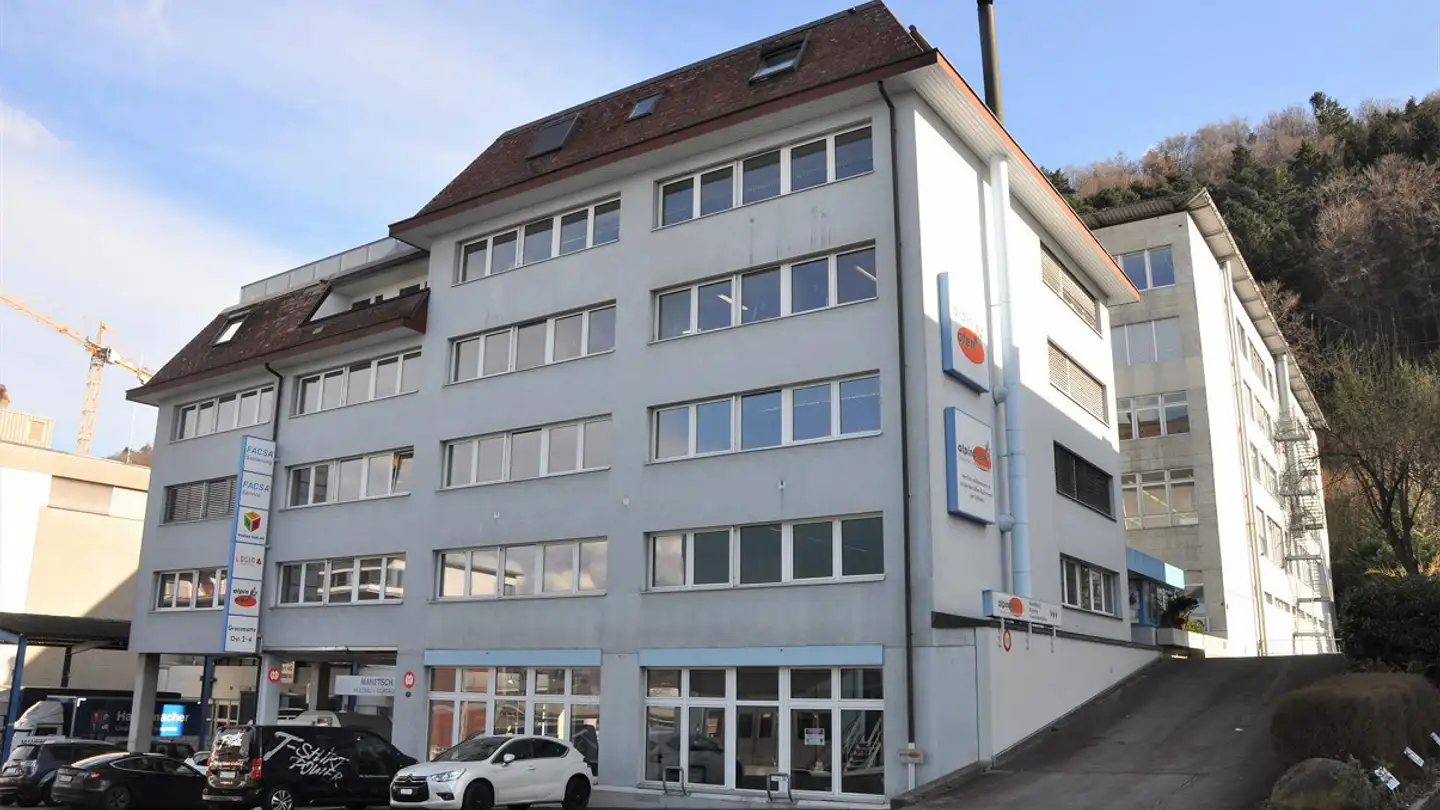 Commercial à louer - Grossmatte-Ost 2, 6014 Luzern