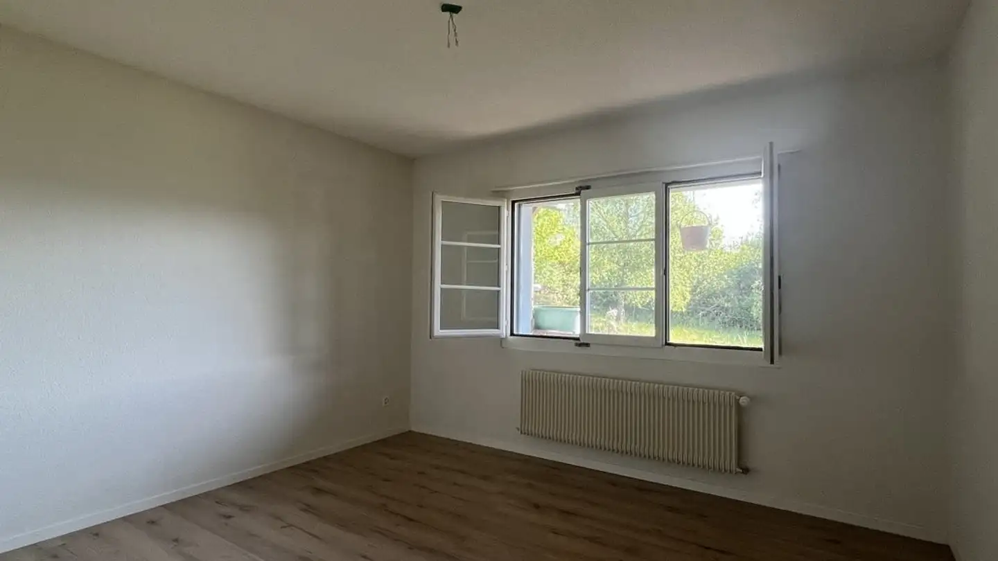 Apartment for rent - Route De Frinvillier 1, 2534 Orvin - Photo 3