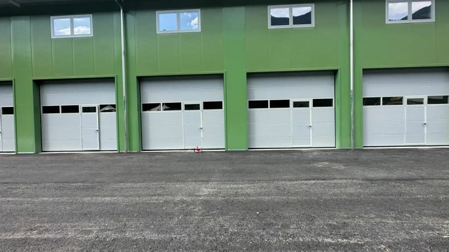 Storage space for rent - Zone Industrielle Prés-Clos 4, 1852 Roche VD