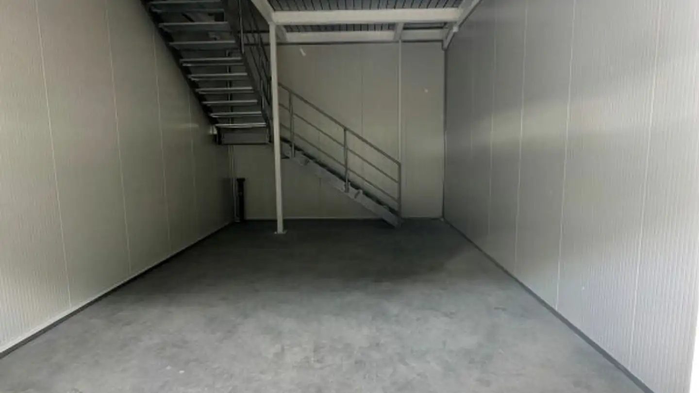Storage space for rent - Zone Industrielle Prés-Clos 4, 1852 Roche VD - Photo 2