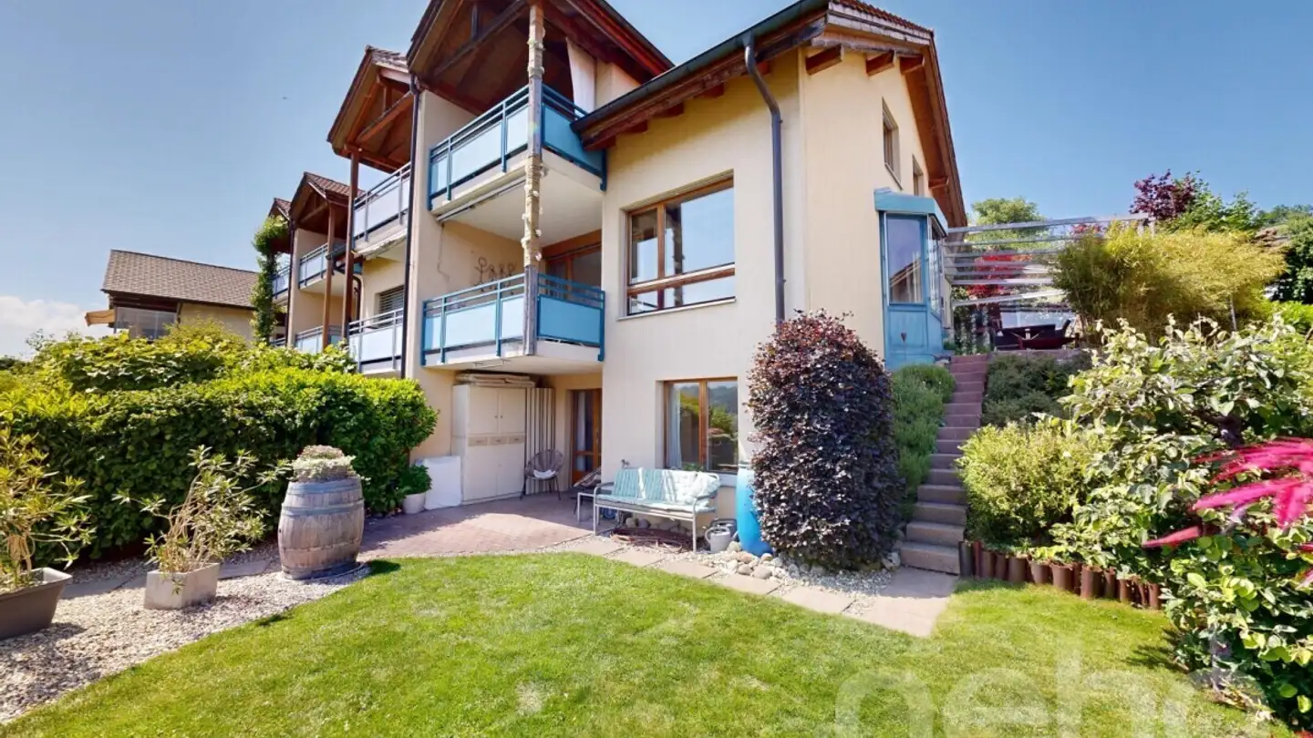 Row house for sale - 3612 Steffisburg