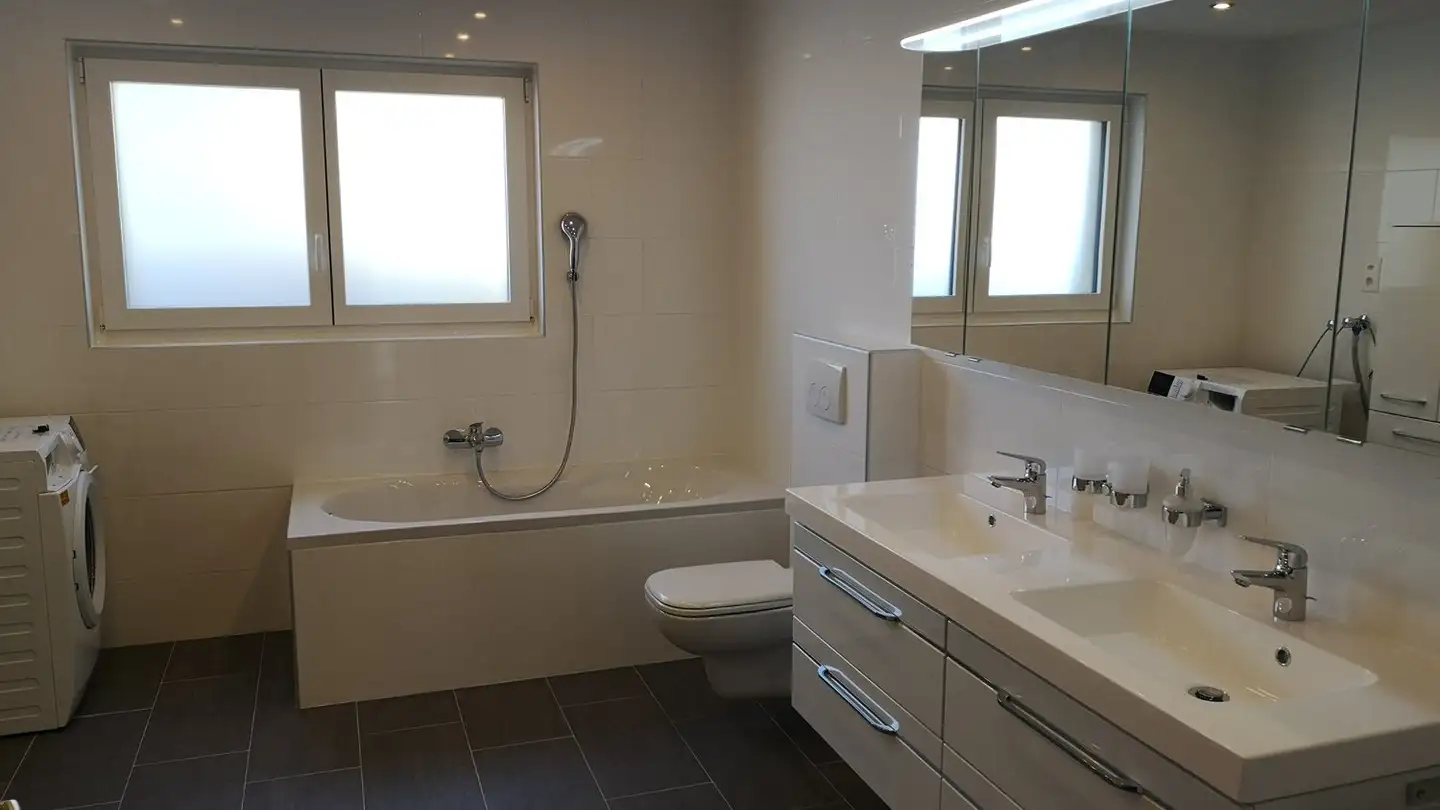 Apartment for rent - Zwygarten, 3703 Aeschi b. Spiez - Photo 2