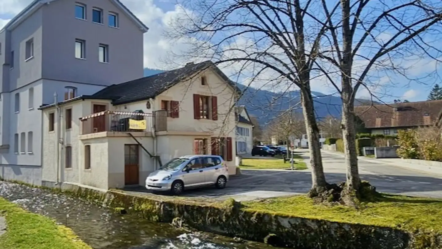 Stepped house for sale - 2114 Fleurier