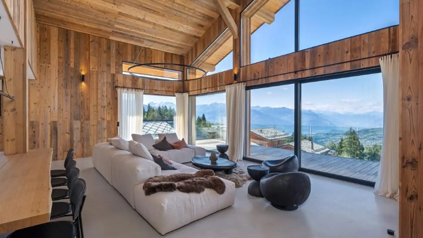 Chalet for sale - 1978 Lens
