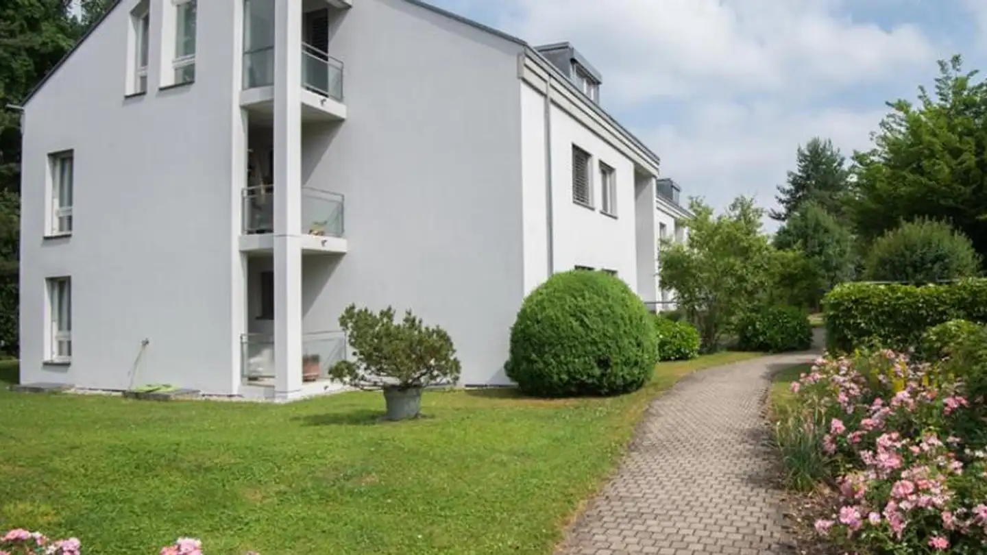 Underground parking space for rent - Birsweg 17, 4143 Dornach