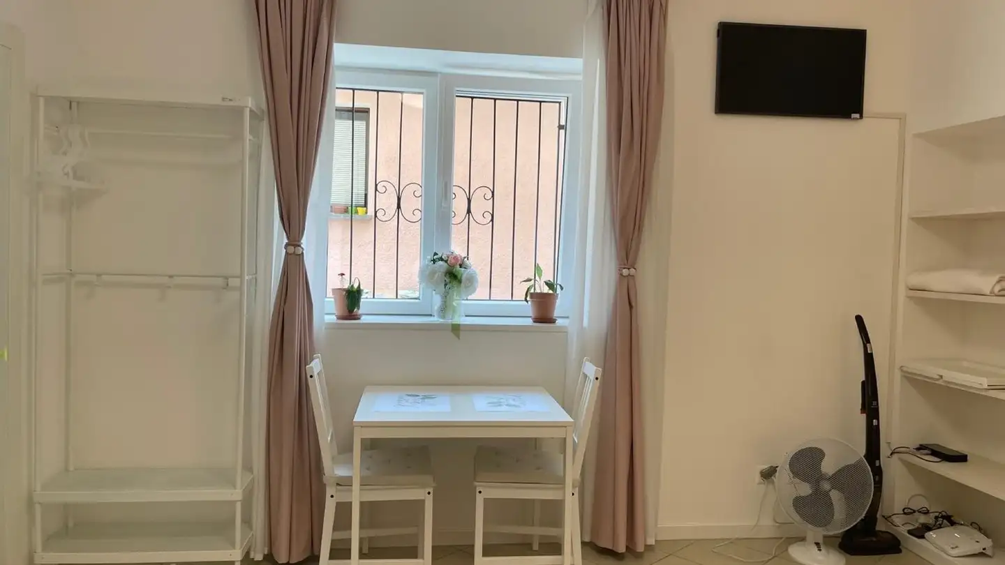 Appartamento in affitto - 6802 Rivera - Photo 4