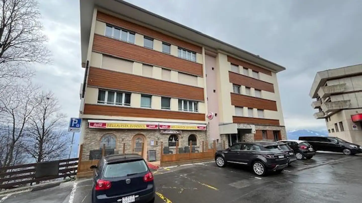 Coffee shop for rent - Route De La Combaz 2, 3963 Crans-Montana