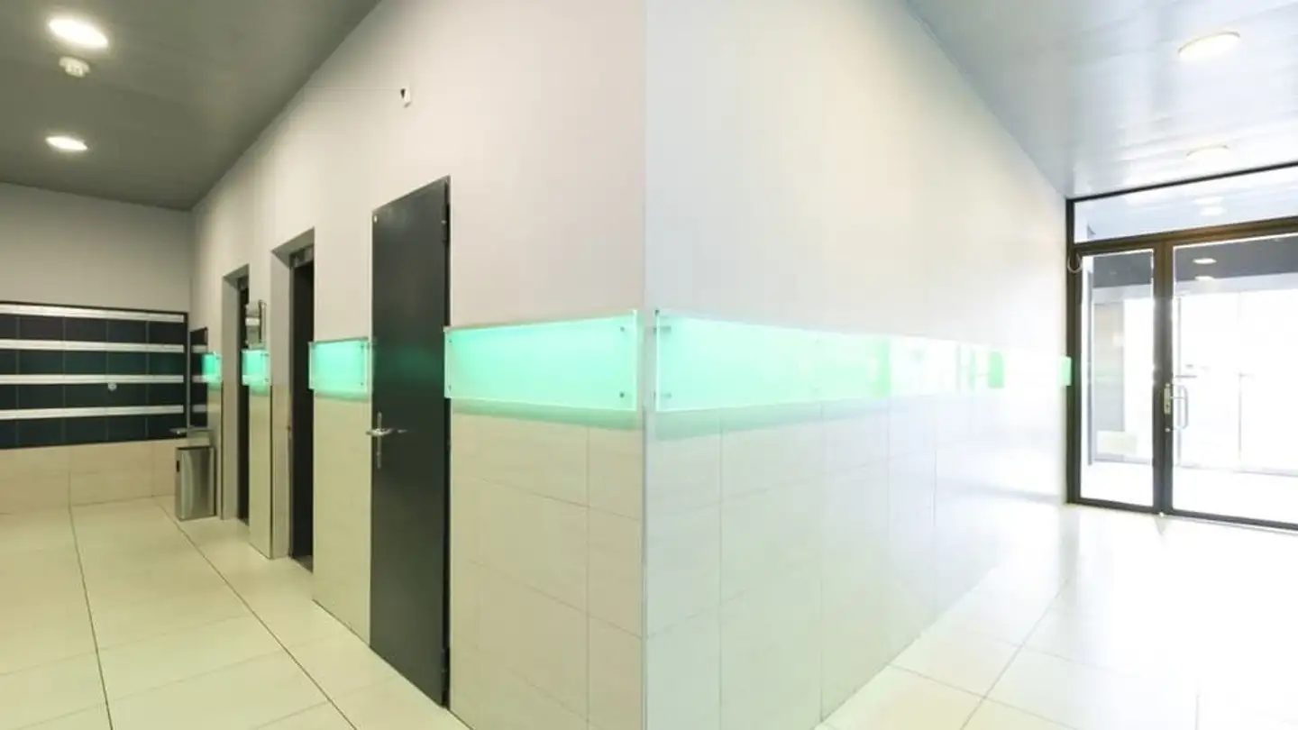 Commercial for rent - Place De Cornavin 14, 1201 Genève - Photo 2