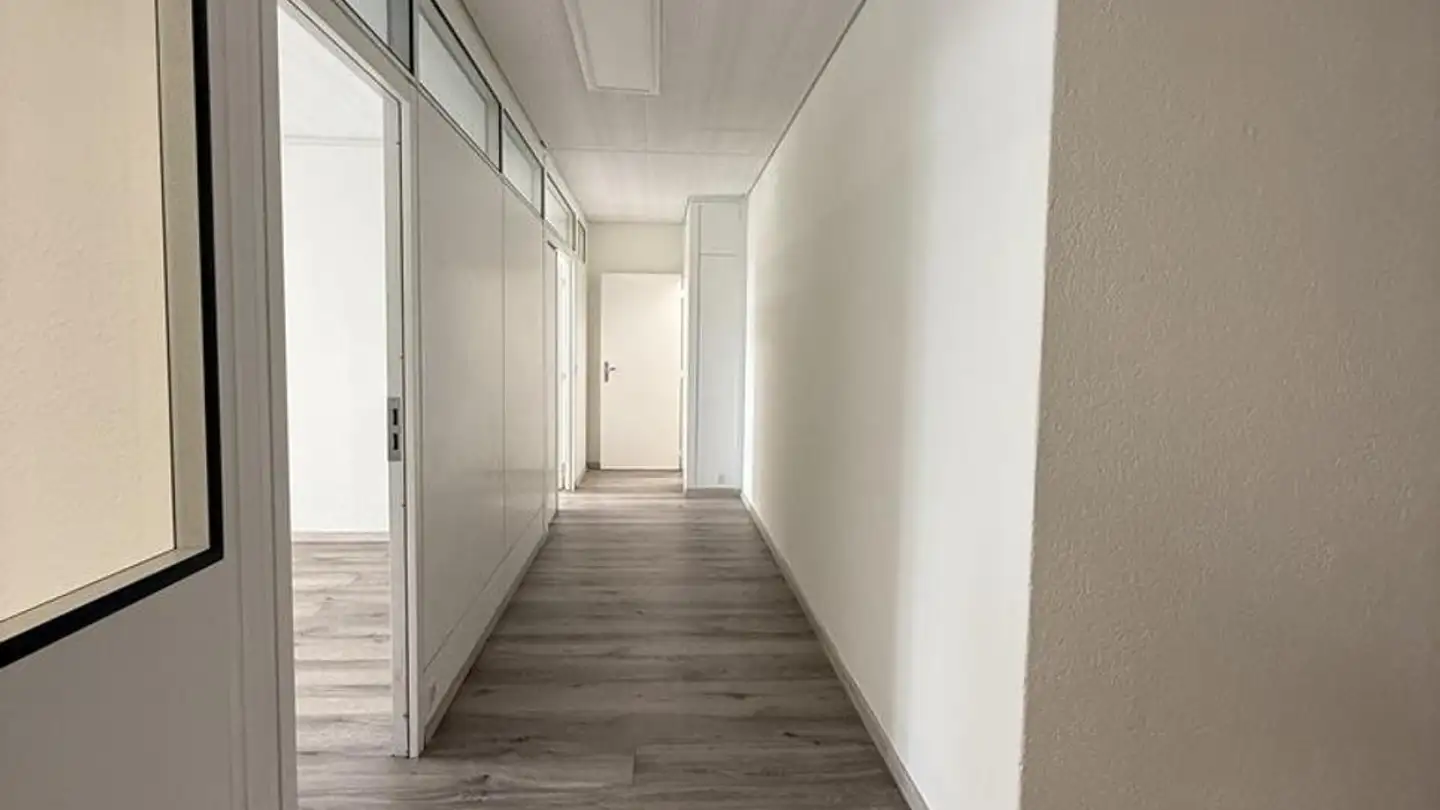 Commercial for rent - Place De Cornavin 14, 1201 Genève - Photo 4