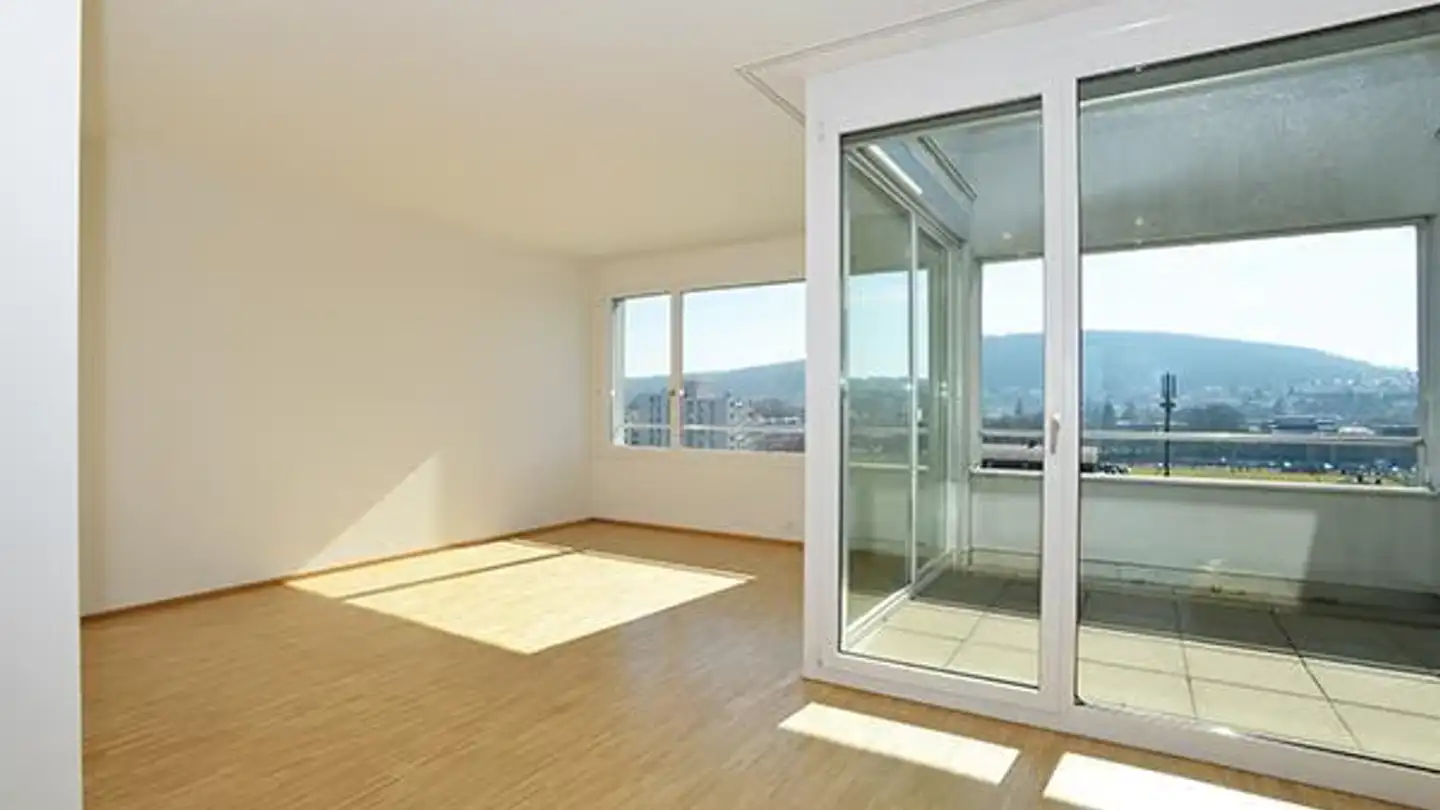 Appartamento in affitto - Hagenholzstrasse 90, 8050 Zürich - Foto 2