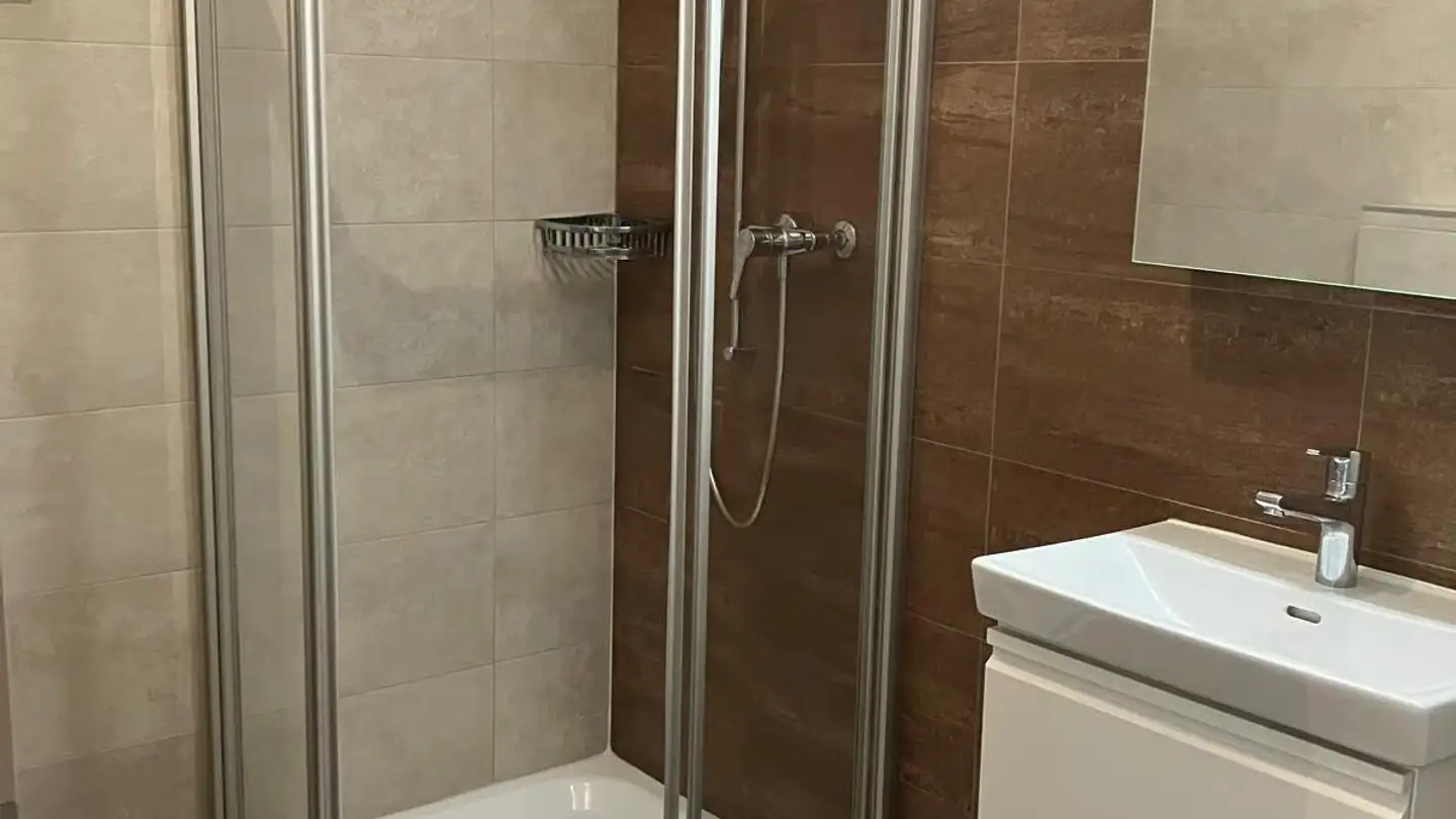 Appartamento in affitto - 1038 Bercher
