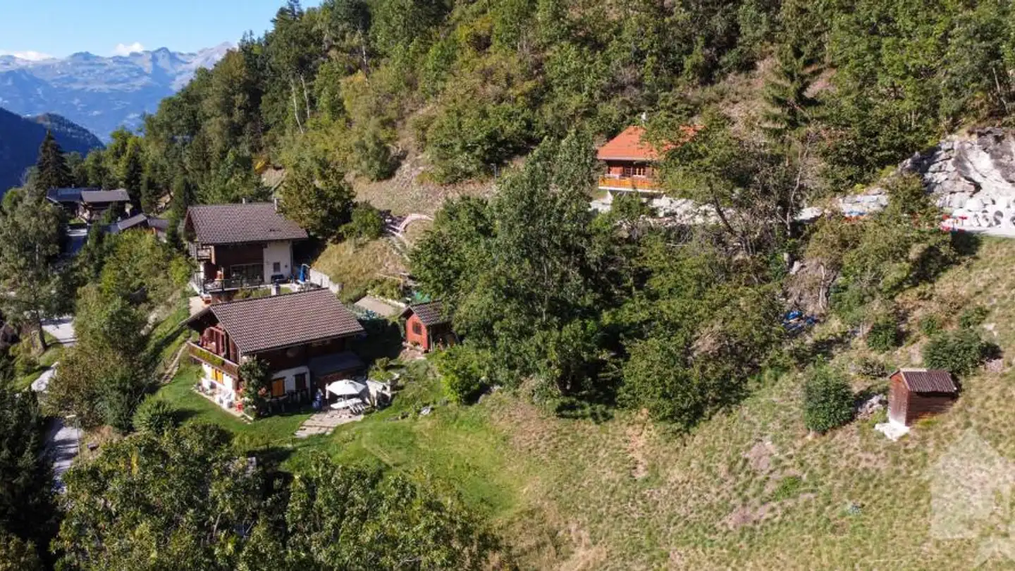 Constructible plot for sale - 3961 Vissoie
