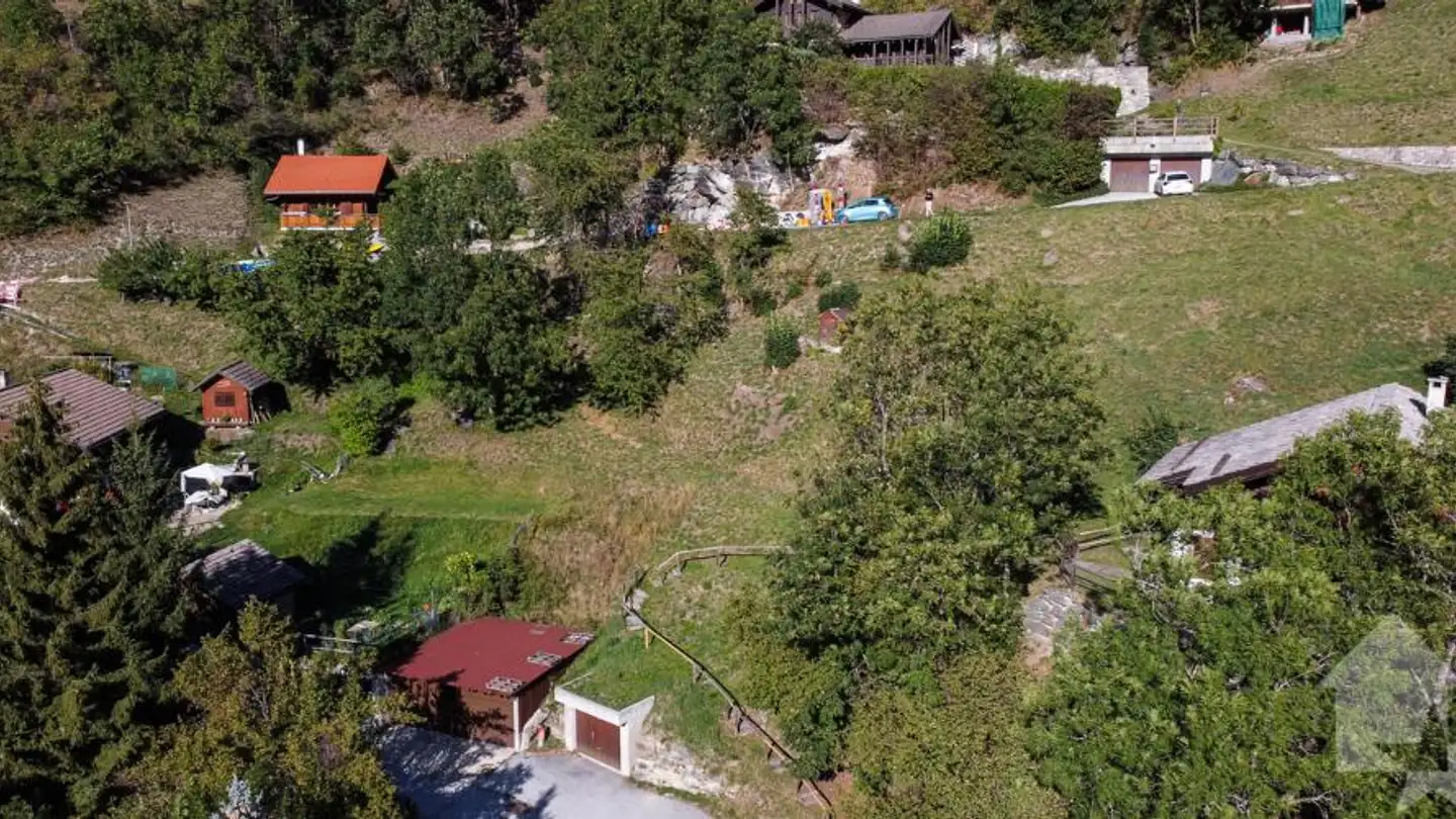 Constructible plot for sale - 3961 Vissoie - Photo 2