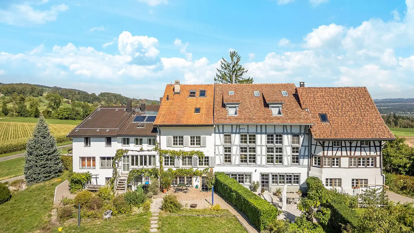 Haus kaufen - 8132 Egg b. Zürich
