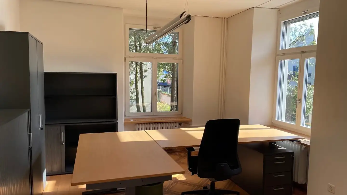 Bureau à louer - Bahnstrasse 1, 8610 Uster - Photo 2