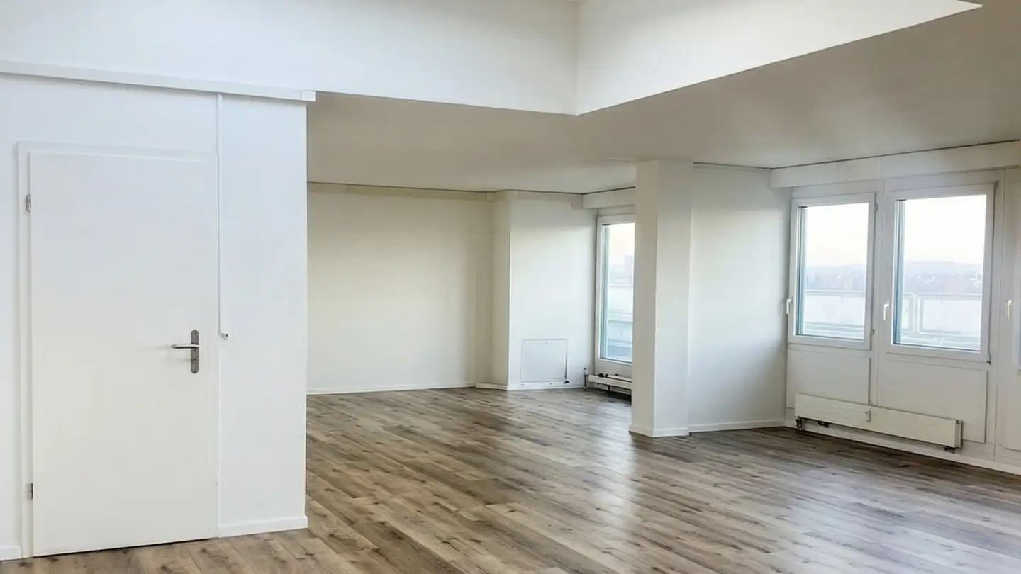 Commercial for rent - Bruggacherstrasse 24, 8117 Fällanden