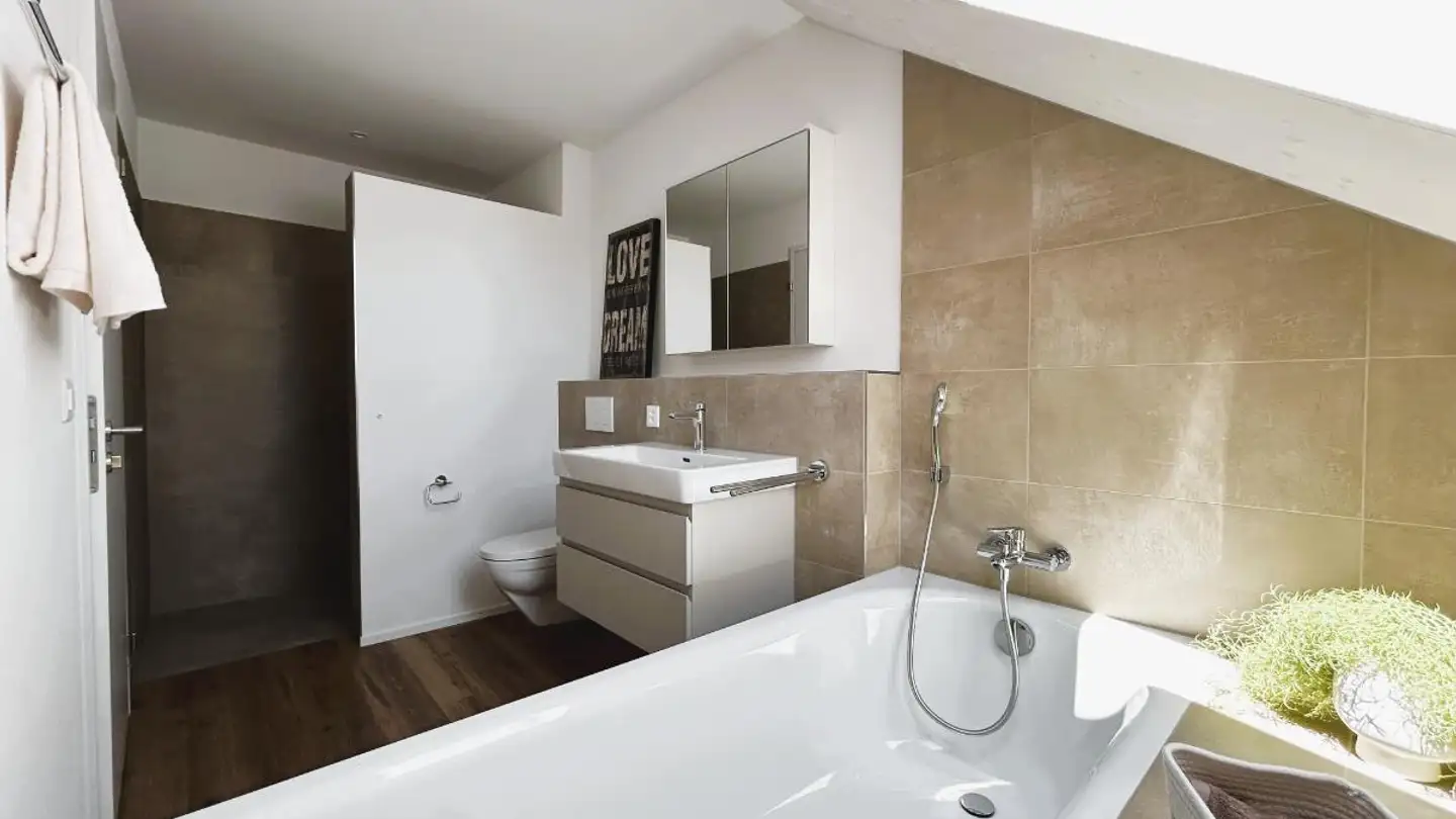 Attico in affitto - Schaffhauserstrasse 2, 8524 Uesslingen - Photo 4