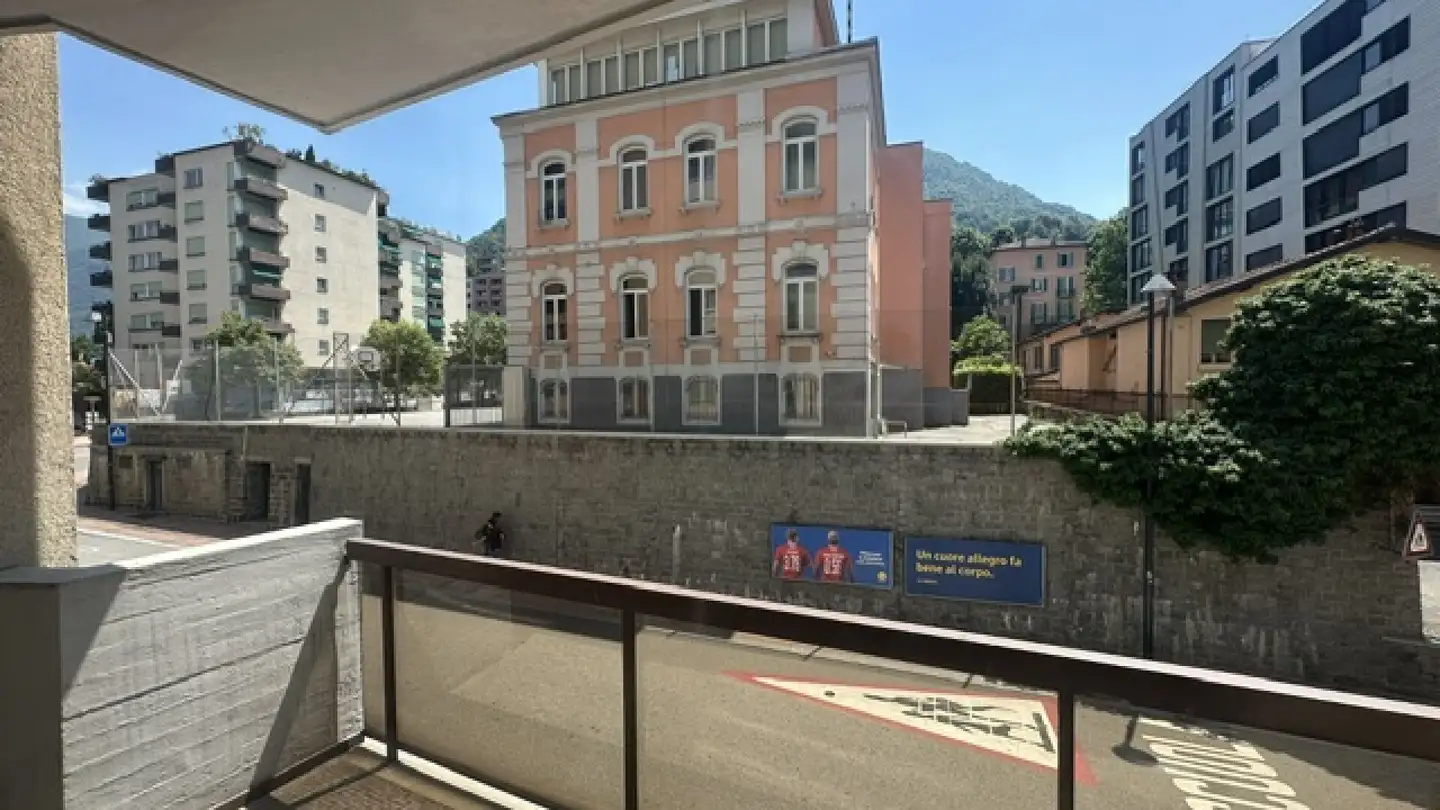 Wohnung mieten - Via Delle Scuole 4, 6900 Paradiso
