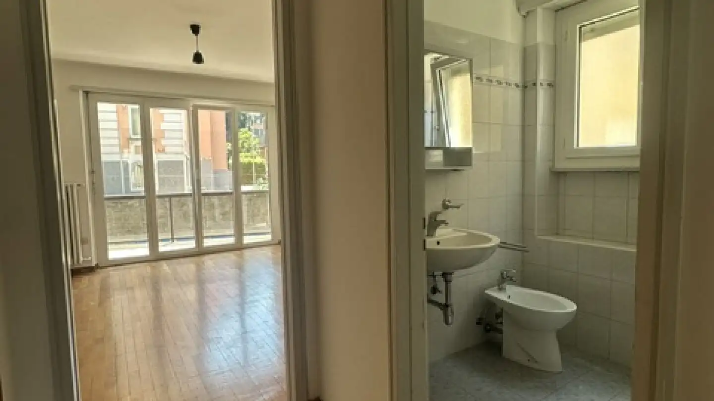 Appartamento in affitto - Via Delle Scuole 4, 6900 Paradiso - Foto 4