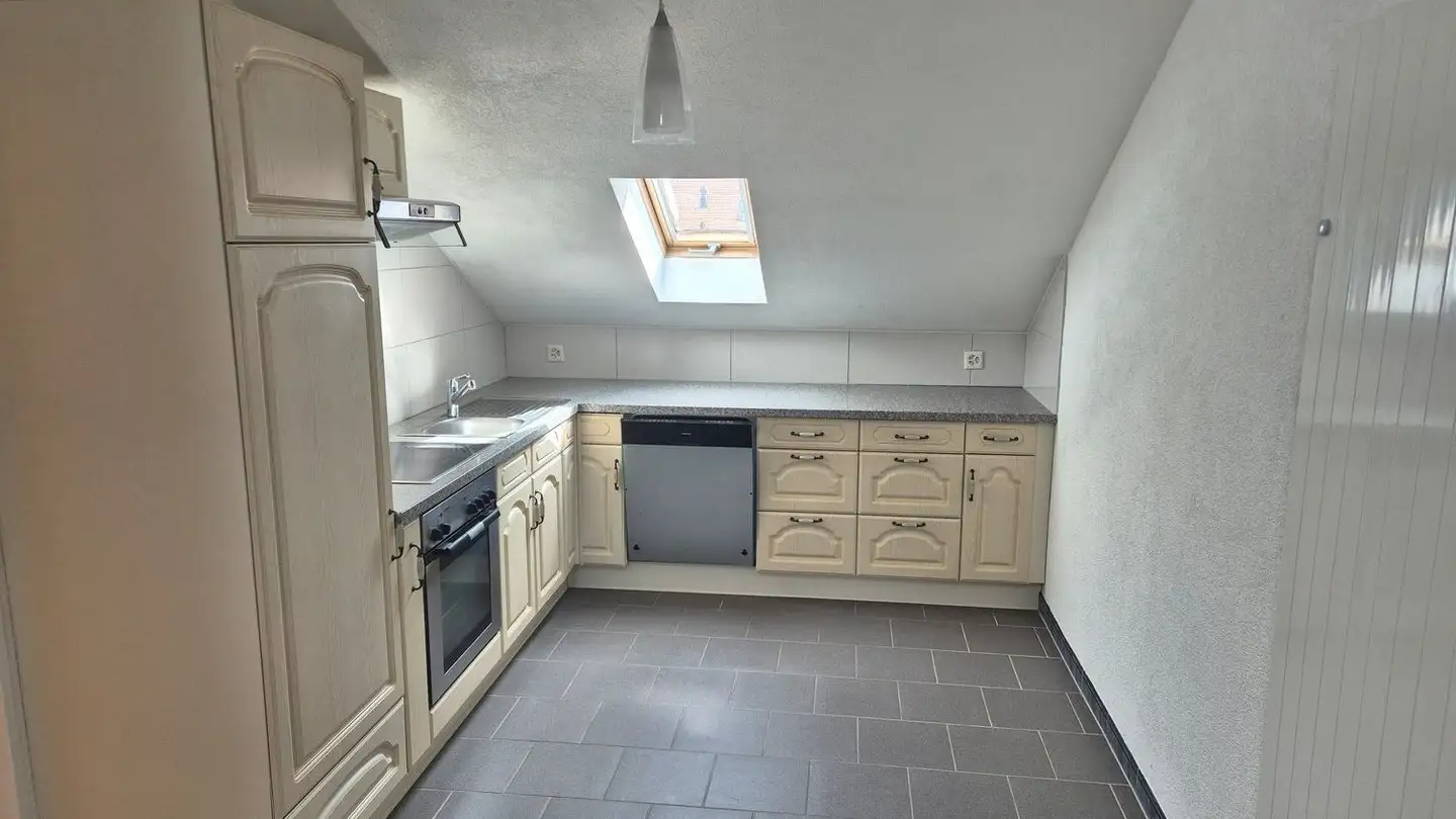 Dachgeschosswohnung mieten - Rennimattstrasse 47, 4242 Laufen - Foto 2