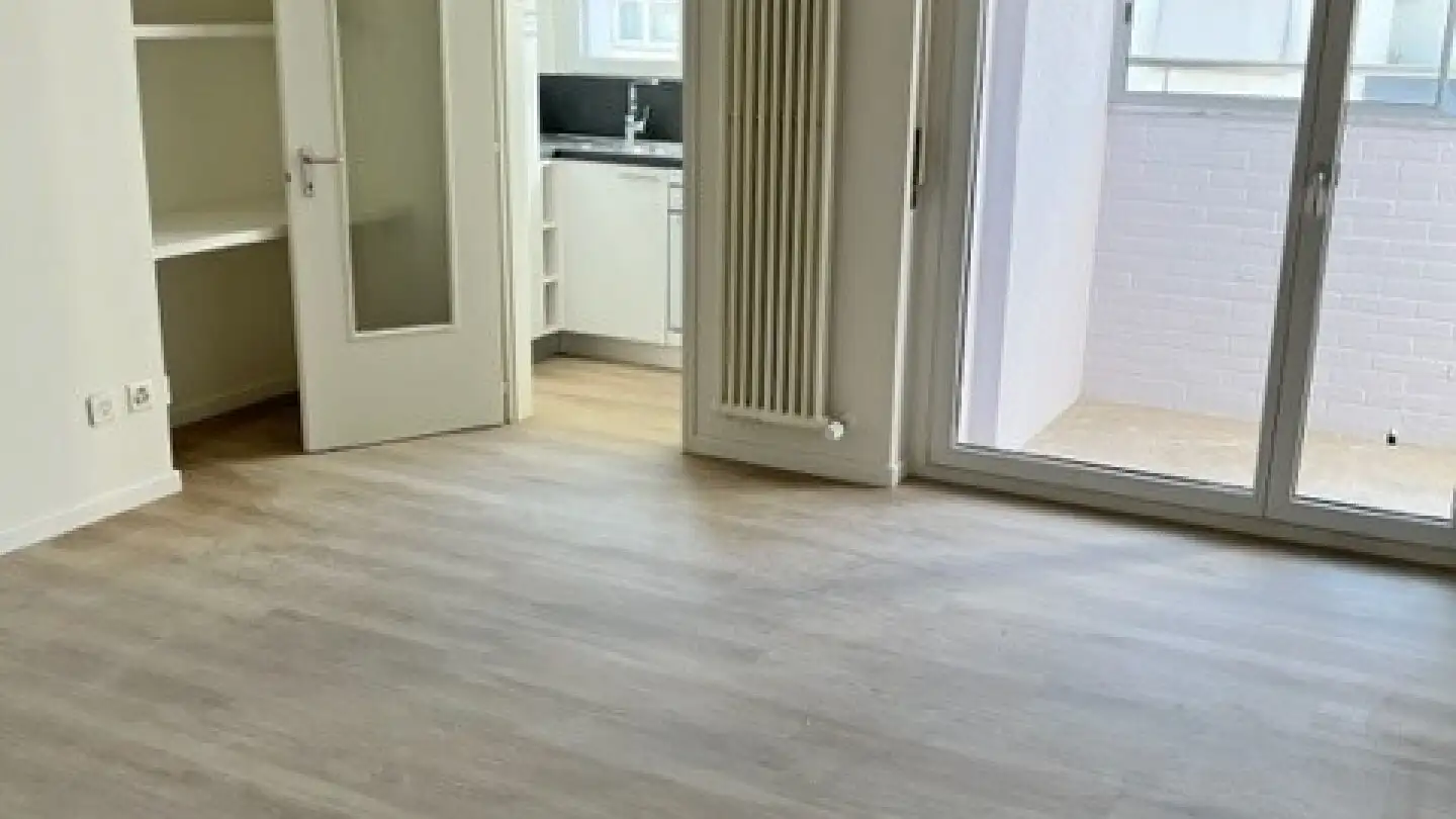 Apartment for rent - Via Generale Enrico Guisan, 6830 Chiasso - Photo 3