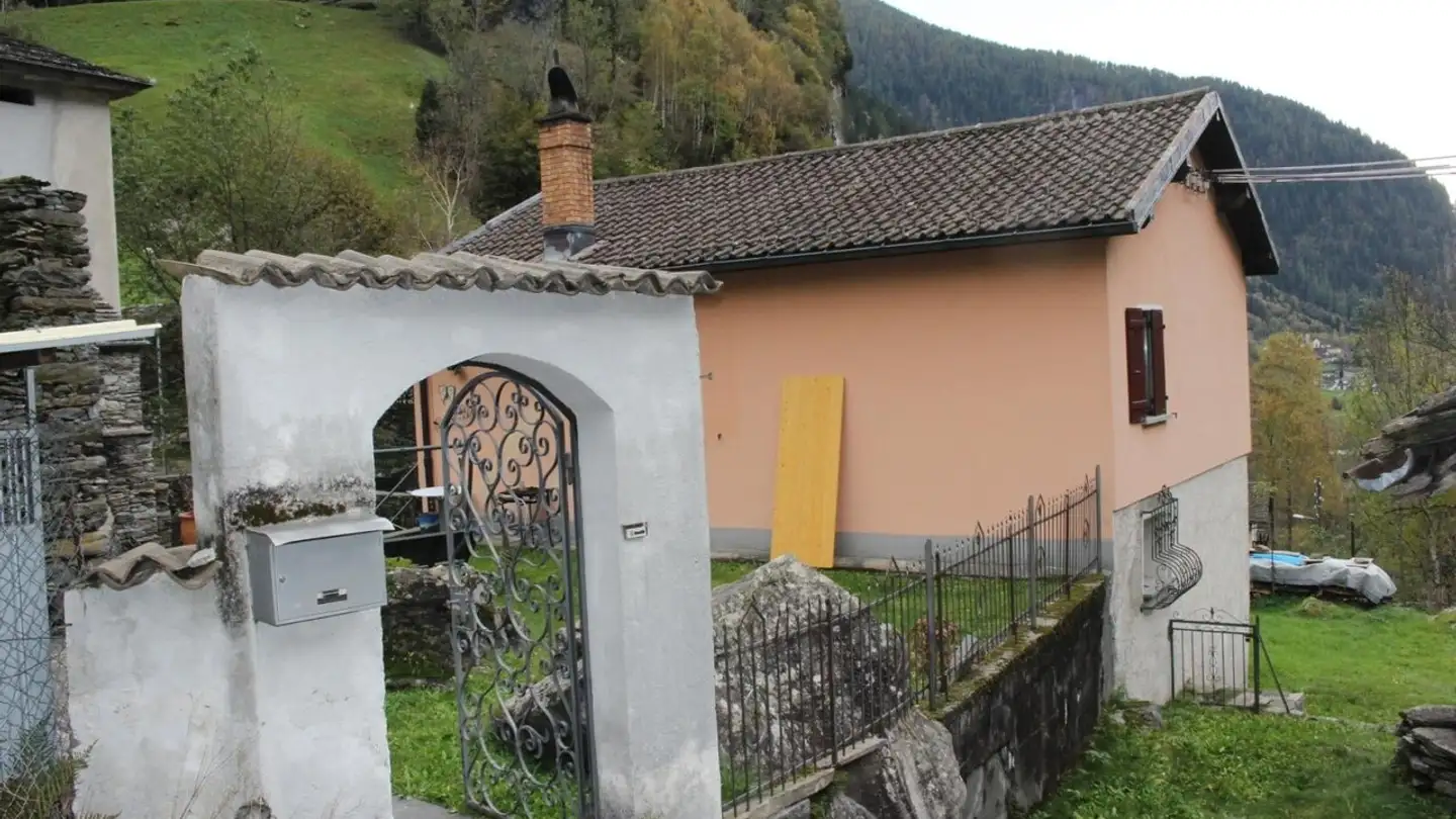 Cave house for sale - 6546 Cauco