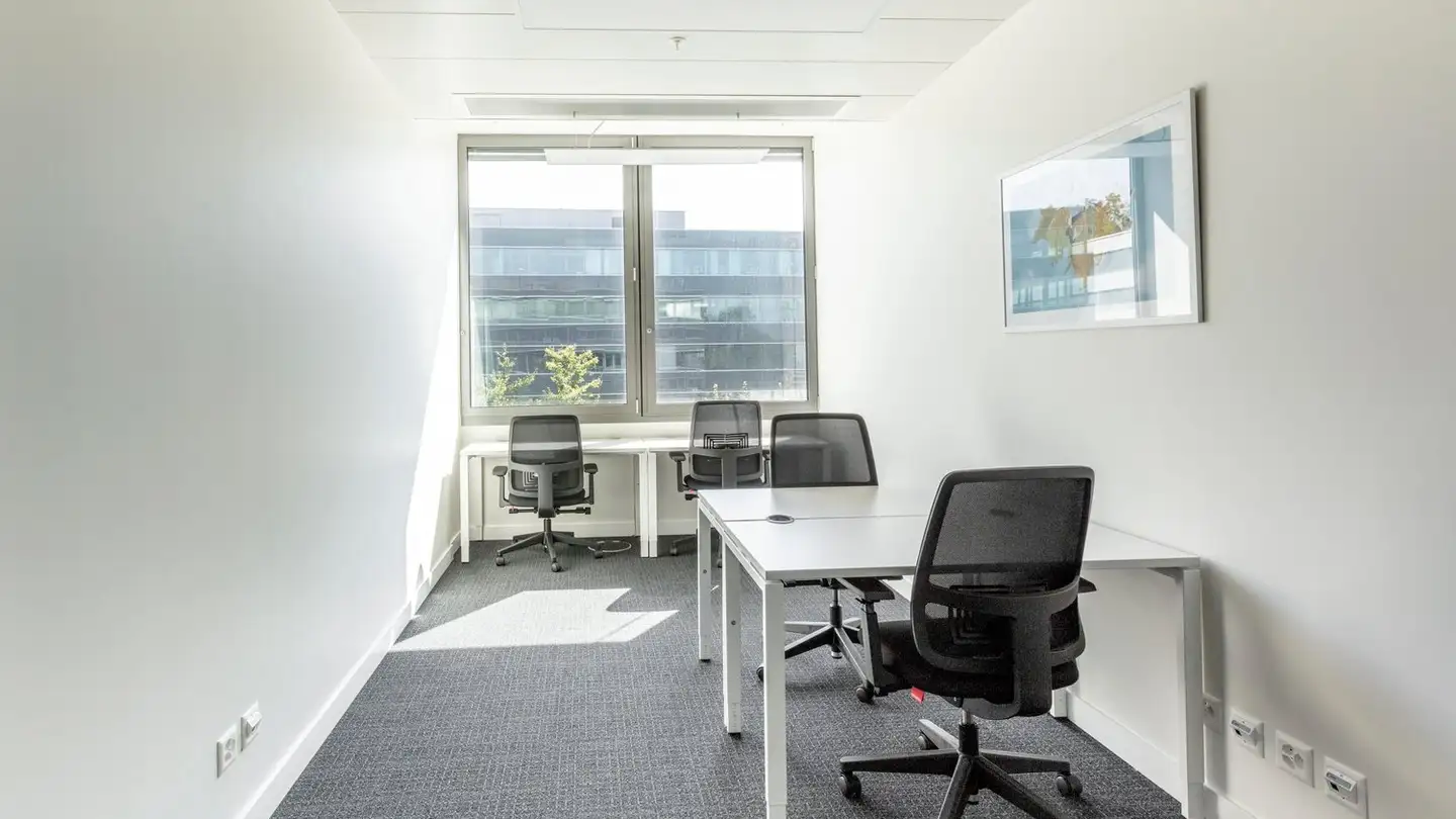 Office space for rent - Richtistrasse 7, 8304 Wallisellen
