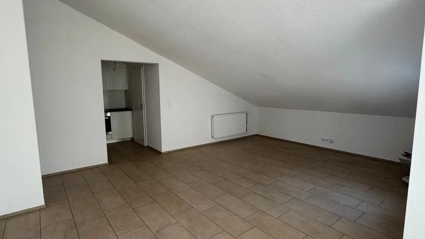 Attic flat for rent - Kornfeldstrasse 1, 4528 Zuchwil - Photo 4