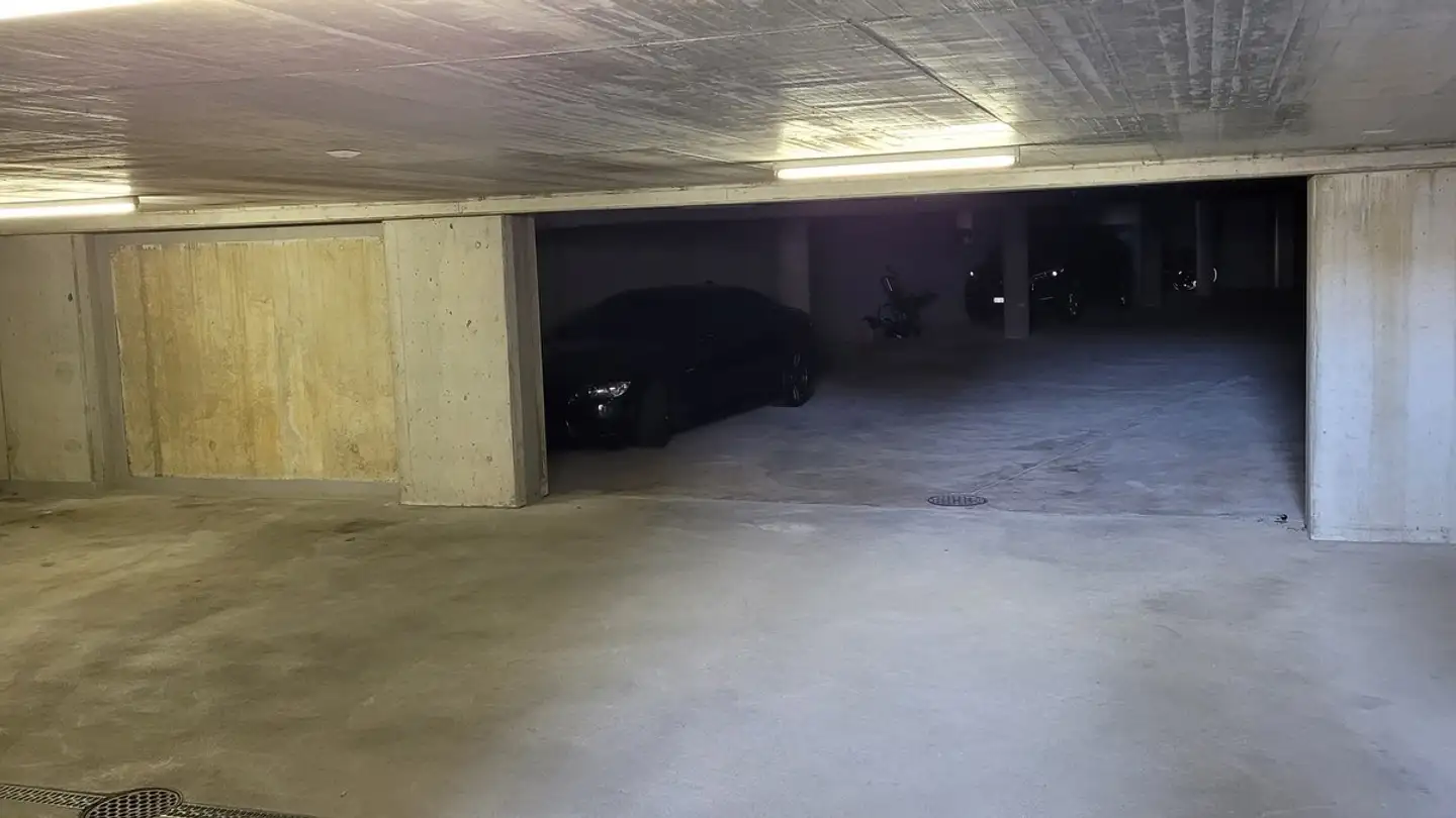 Garage singolo in affitto - Bärenweg 10, 5303 Würenlingen - Photo 2