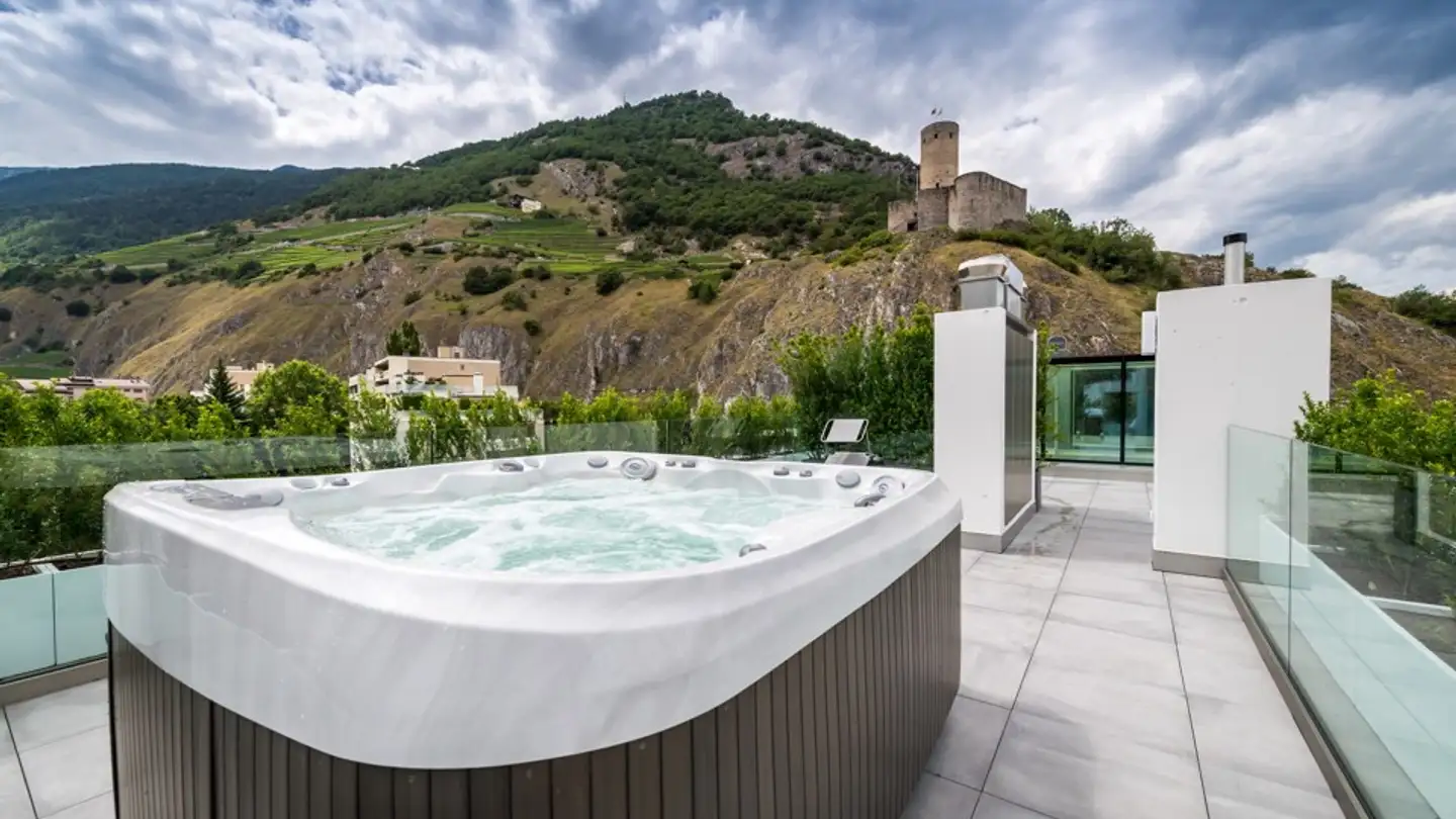 Penthouse for rent - 1920 Martigny