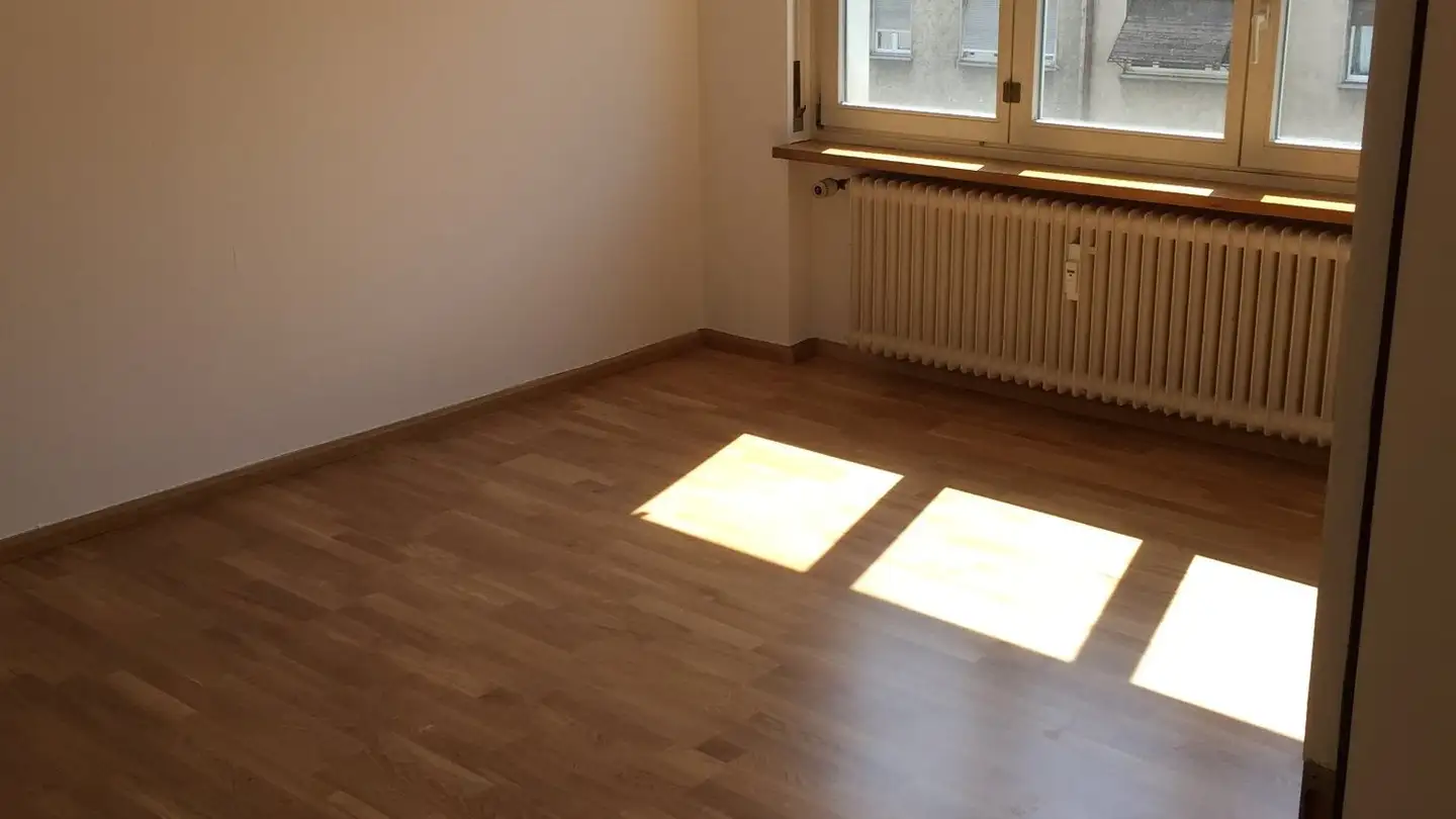 Chambre à louer - Wasgenring 55, 4055 Basel