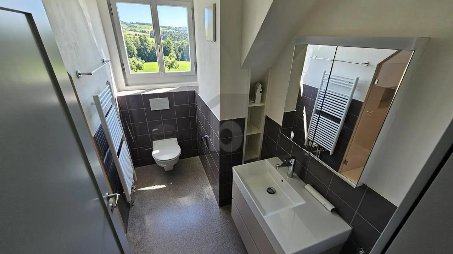 Dachgeschosswohnung mieten - 6340 Baar - Foto 2