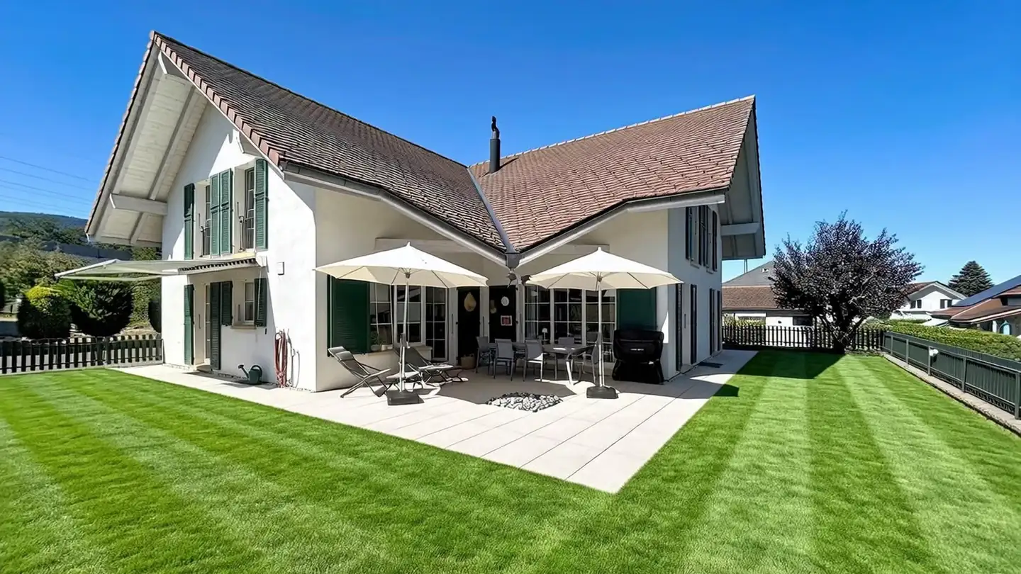 Villa à vendre - 2075 Thielle