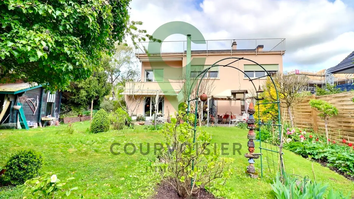 Single house for sale - 1180 Tartegnin