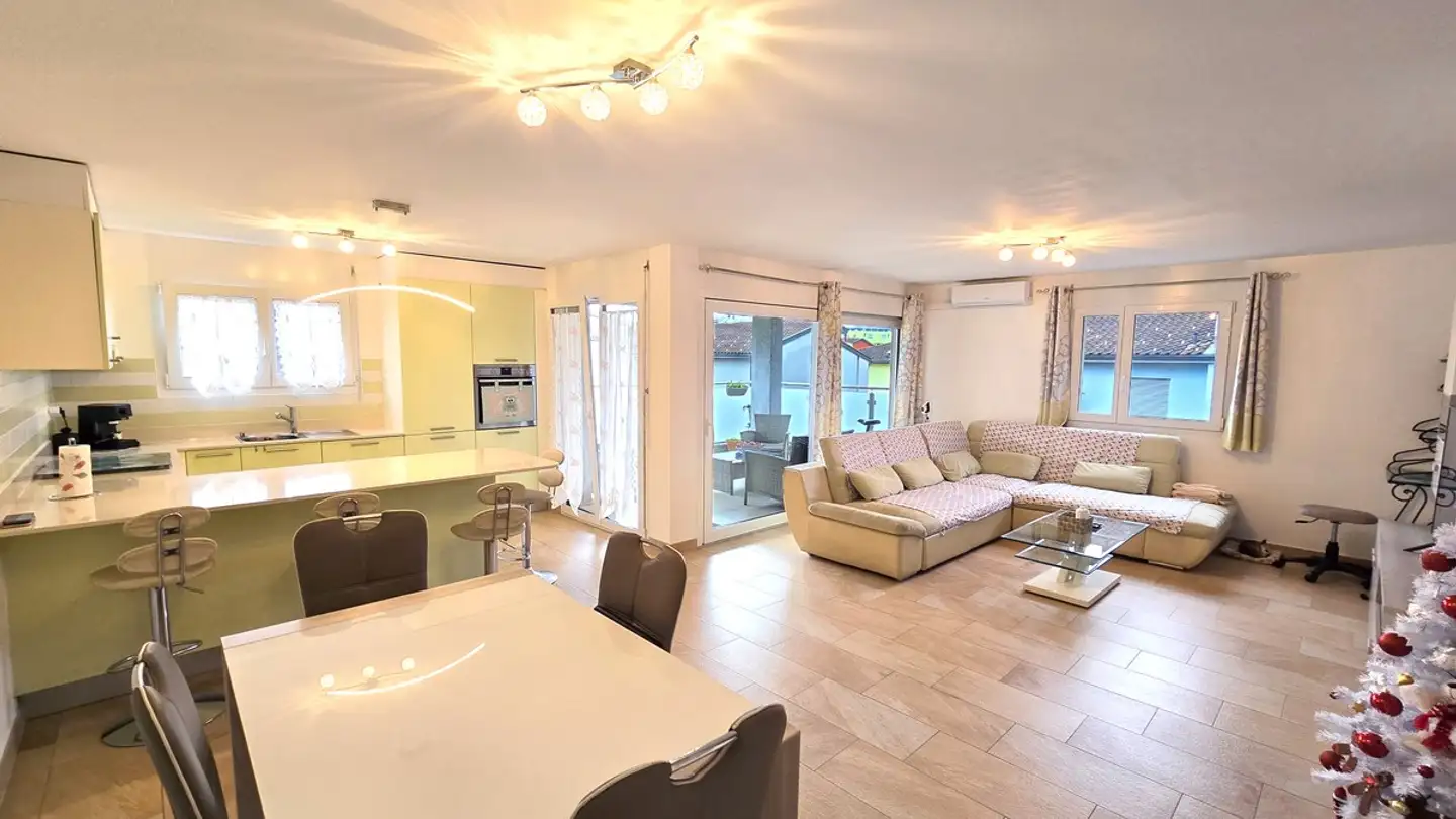 Appartamento in vendita - 6532 Castione - Photo 2