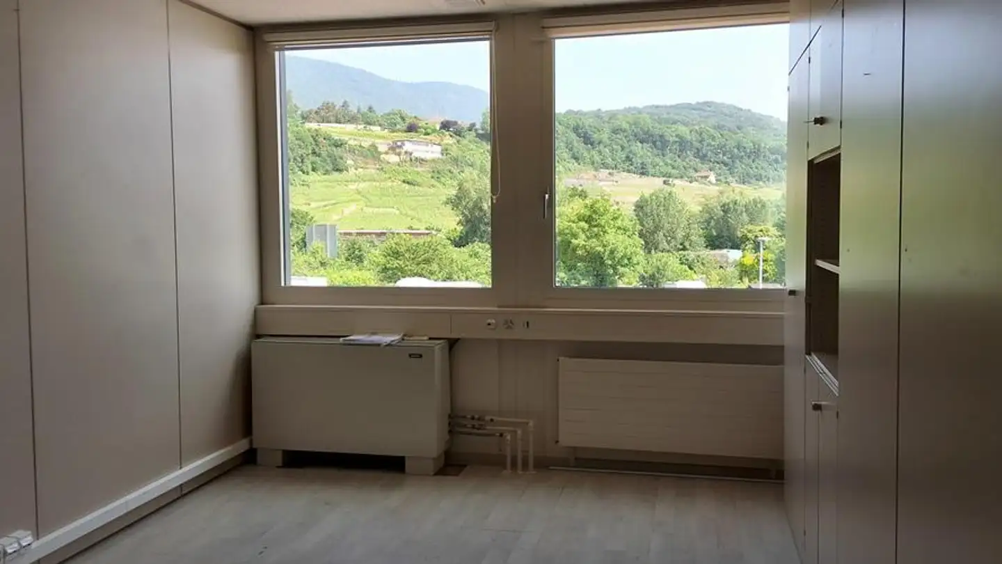 Bureau à louer - Route De Soleure 12, 2072 St-Blaise - Photo 3