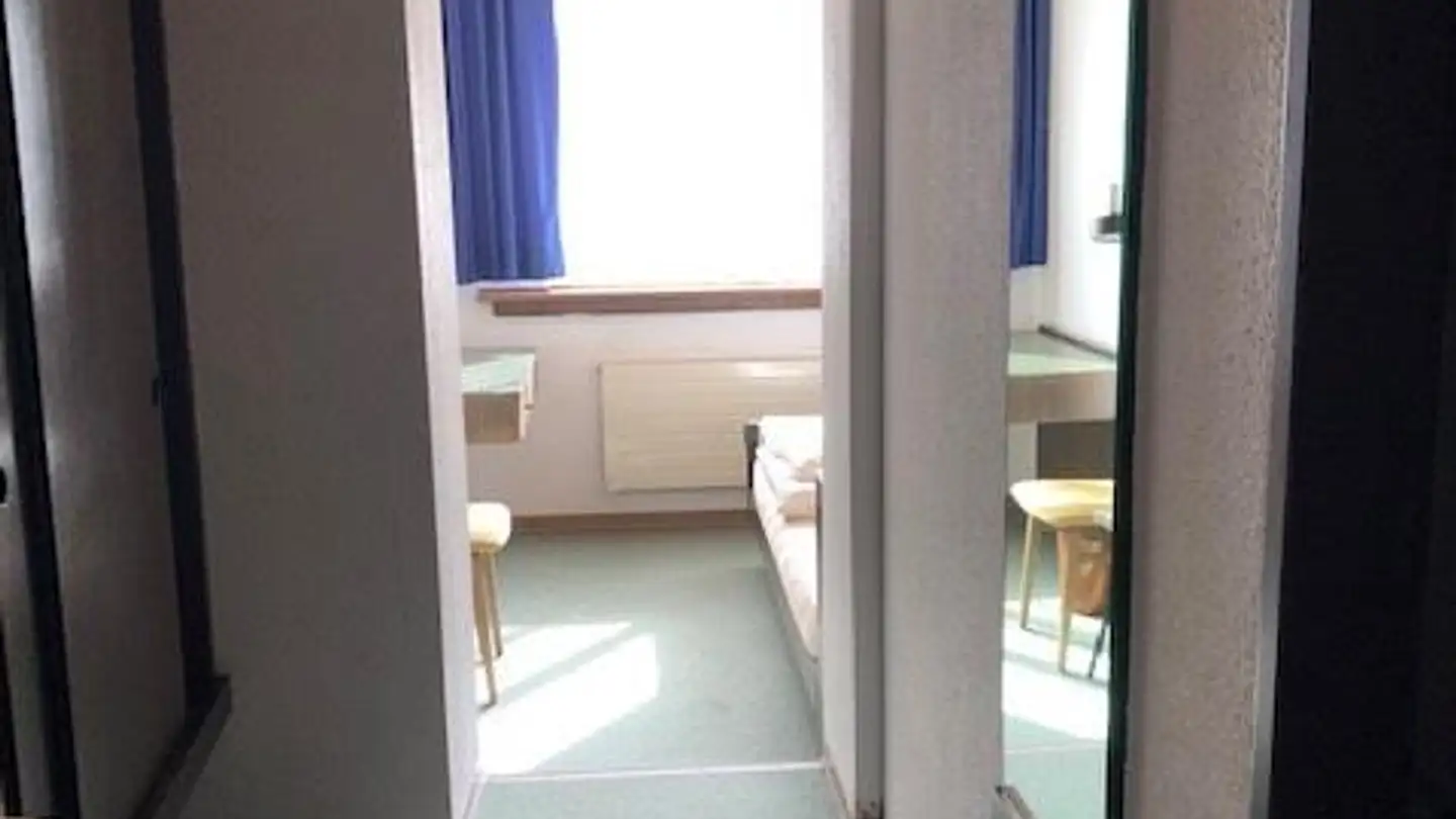 Appartement meublé à louer - Hauptstrasse 4, 7074 Malix - Photo 3