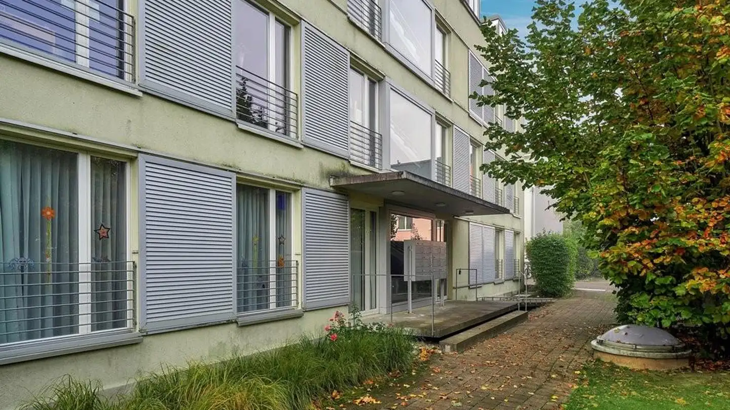 Wohnung mieten - Im Hofacker 14, 4106 Therwil