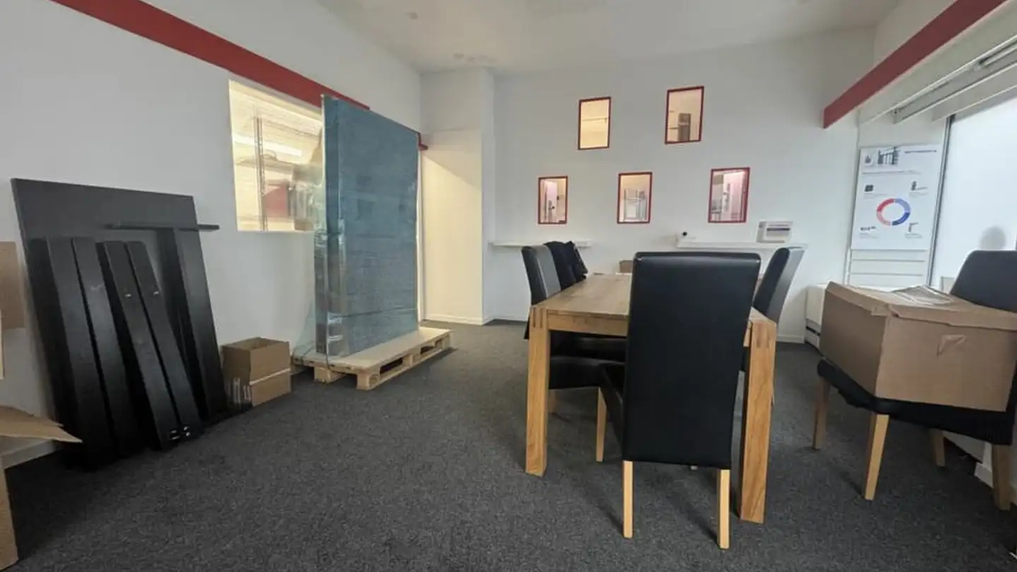 Commercial for rent - Rue Centrale / Zentralstrasse 99, 2503 Biel/Bienne - Photo 2